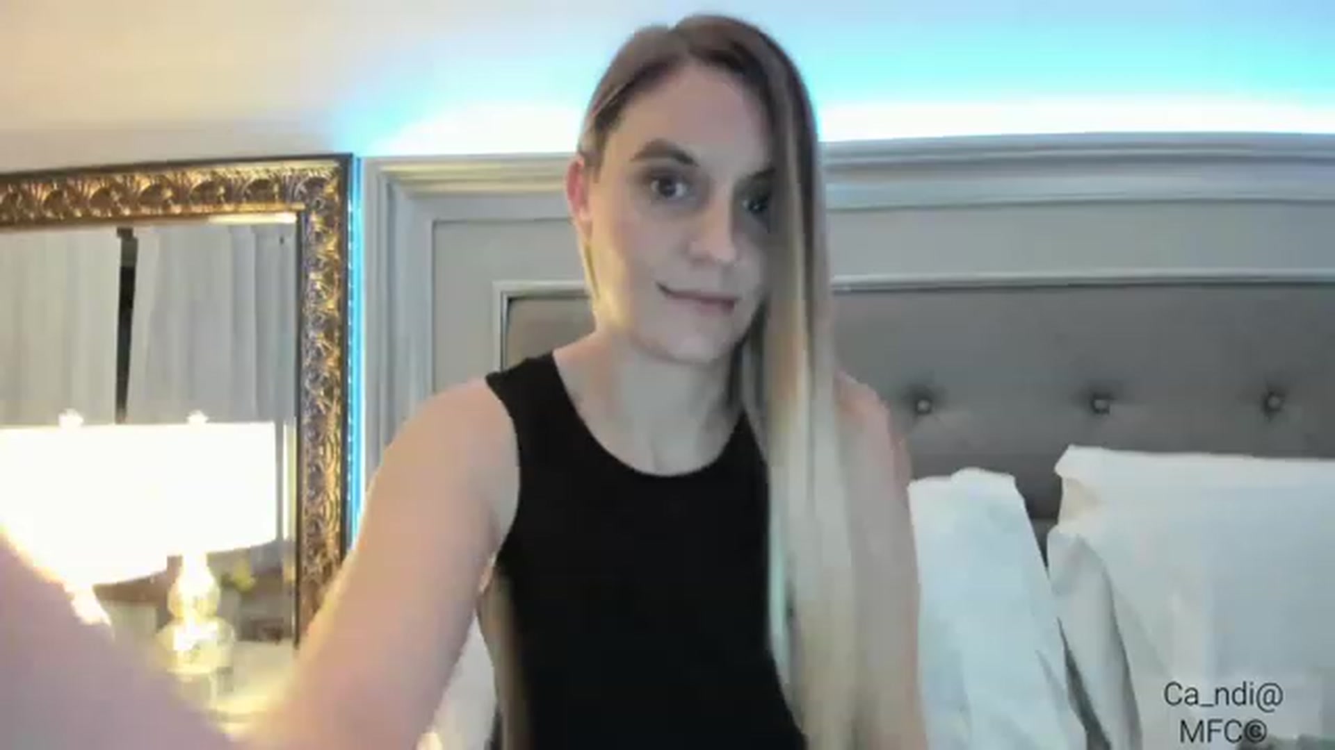 Gallery image thumbnail from Ca_ndi's myfreecams stream on, 12/30/2022, 20:17 image 5 of 20