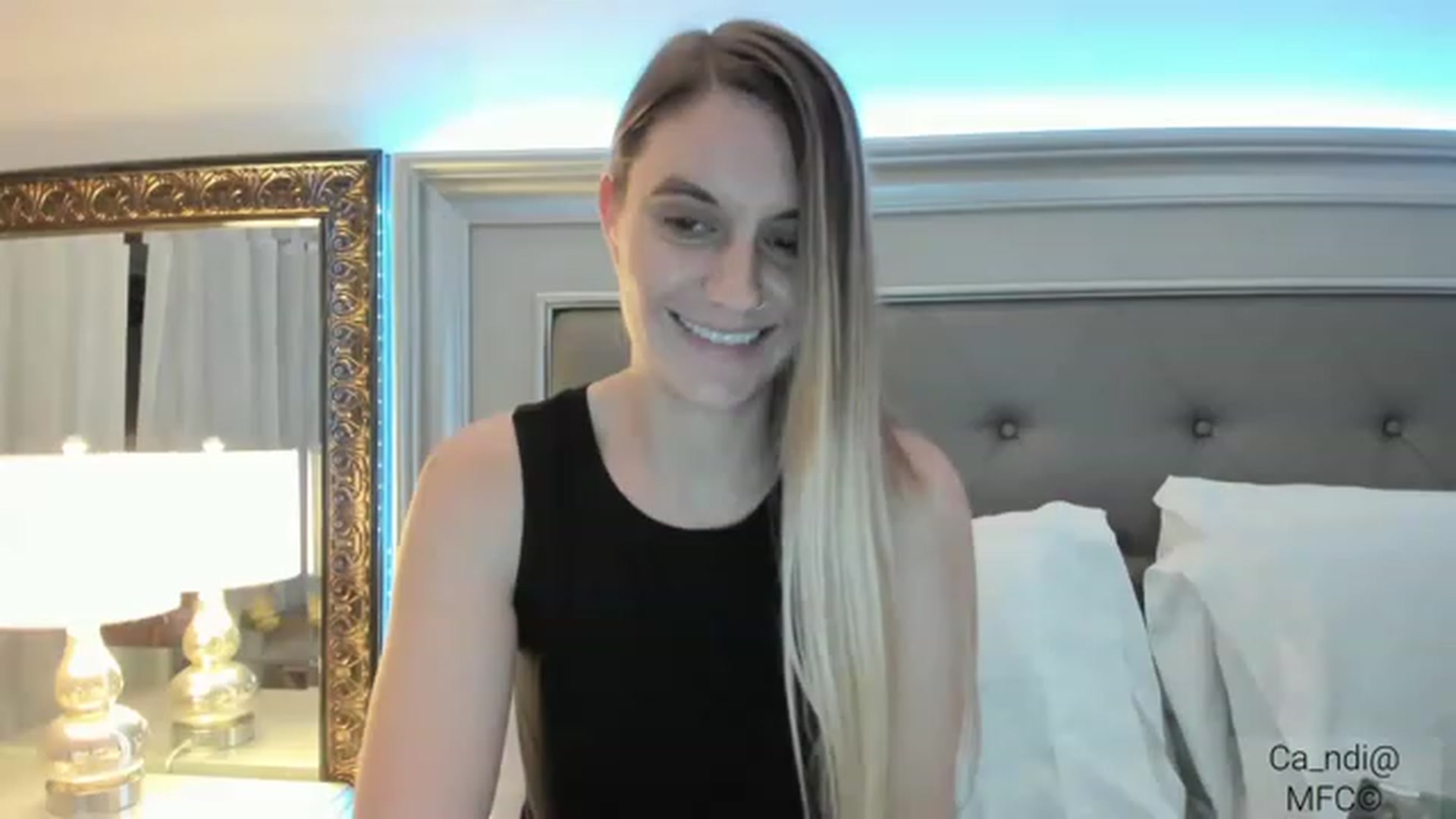 Gallery image thumbnail from Ca_ndi's myfreecams stream on, 12/30/2022, 20:17 image 6 of 20