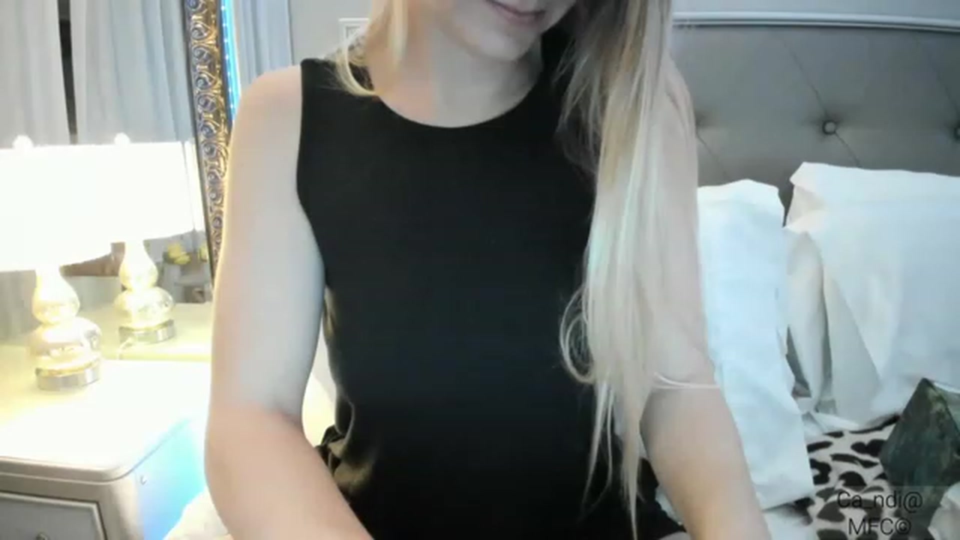 Gallery image thumbnail from Ca_ndi's myfreecams stream on, 12/30/2022, 20:17 image 14 of 20