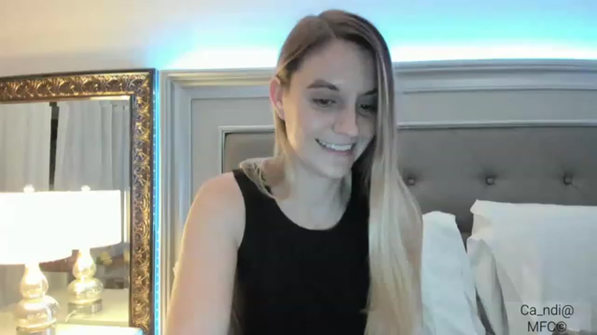 Gallery image thumbnail from Ca_ndi's myfreecams stream on, 12/30/2022, 20:17 image 13 of 20