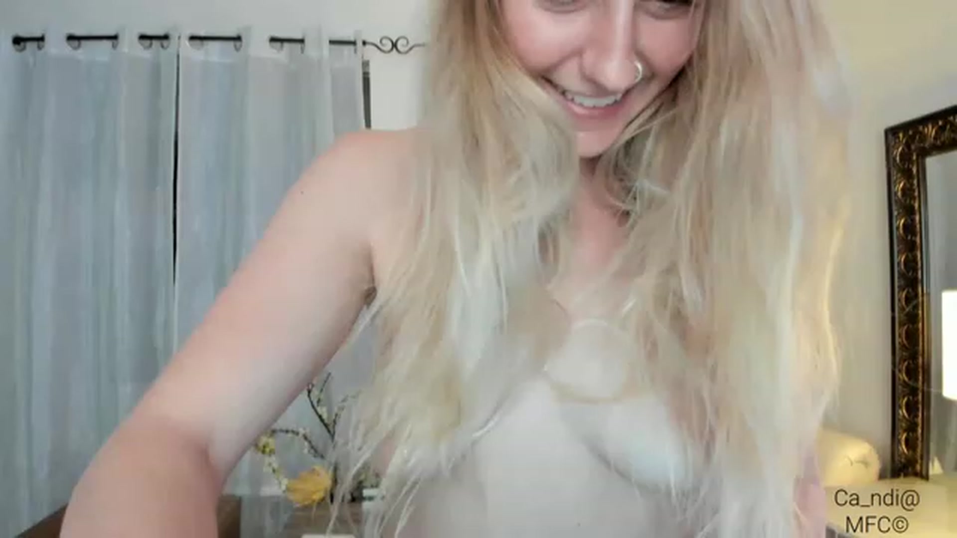 Gallery image thumbnail from Ca_ndi's myfreecams stream on, 01/02/2023, 15:33 image 19 of 20