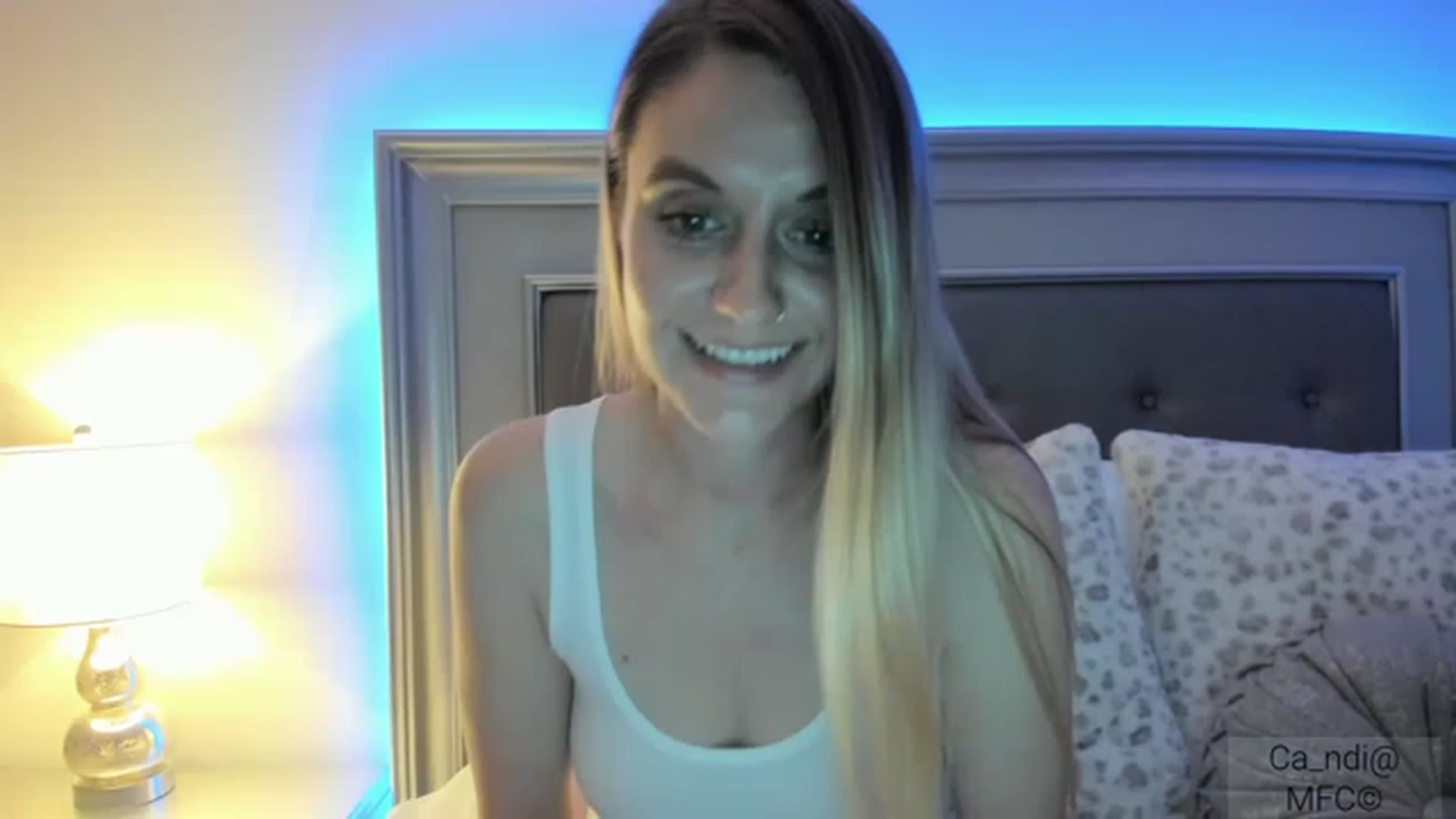 Gallery image thumbnail from Ca_ndi's myfreecams stream on, 01/17/2023, 02:24 image 3 of 20