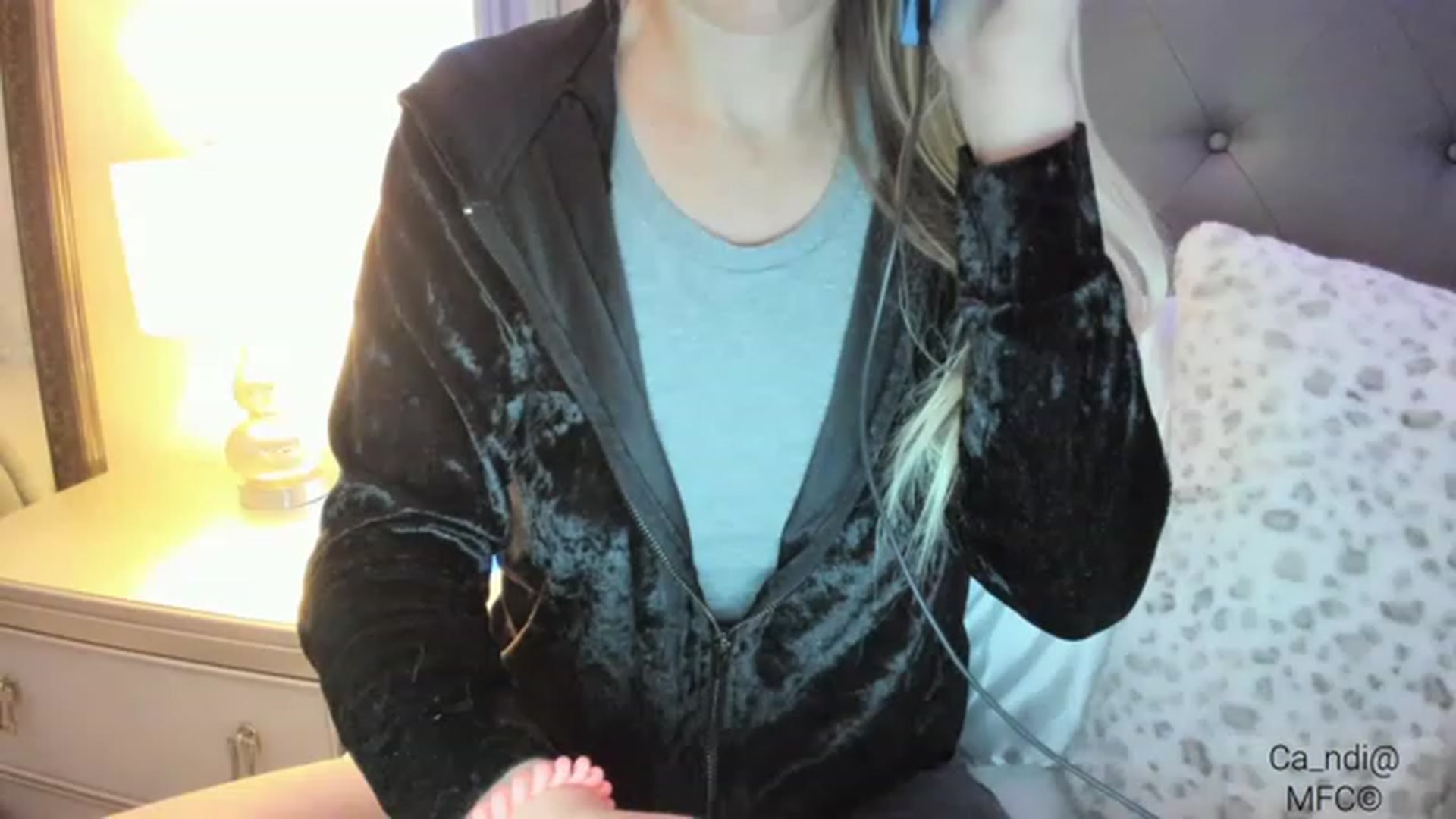 Gallery image thumbnail from Ca_ndi's myfreecams stream on, 01/19/2023, 24:06 image 19 of 20