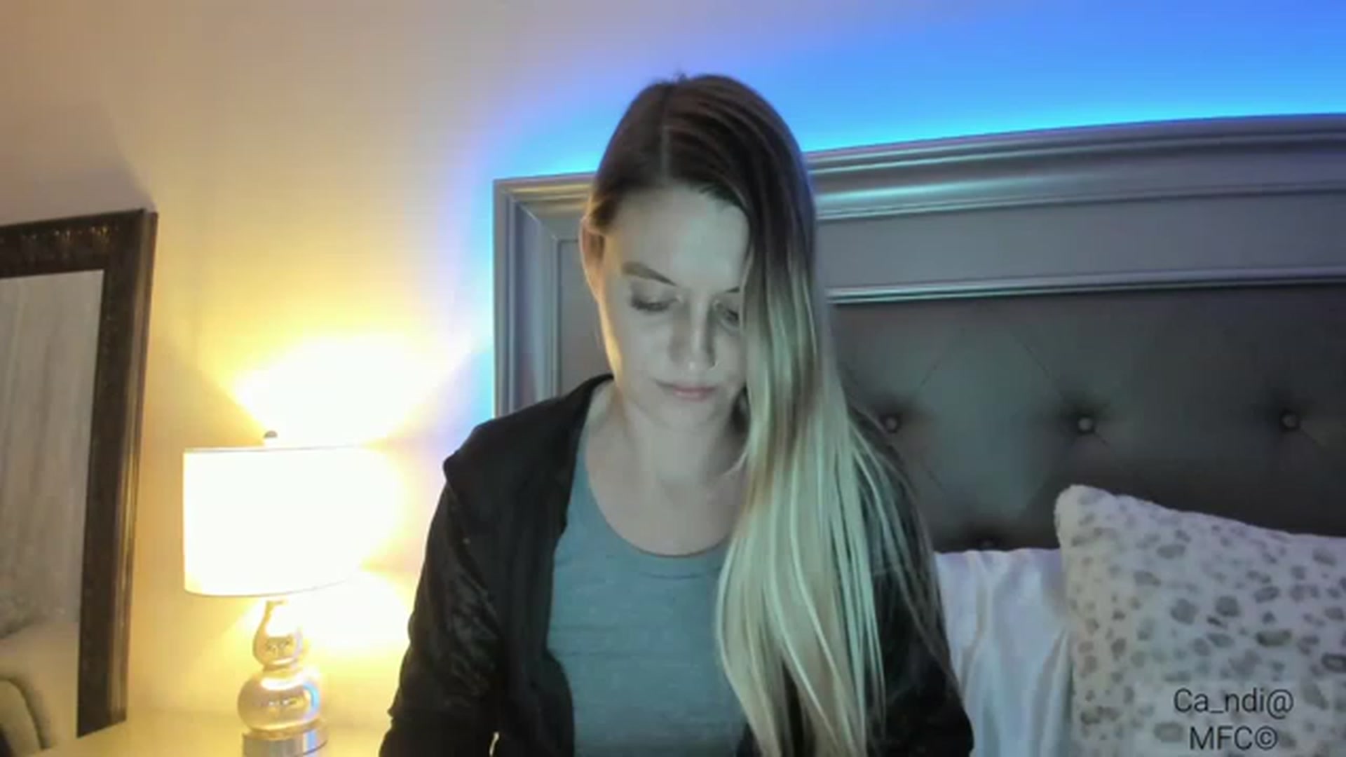 Gallery image thumbnail from Ca_ndi's myfreecams stream on, 01/19/2023, 24:23 image 2 of 20