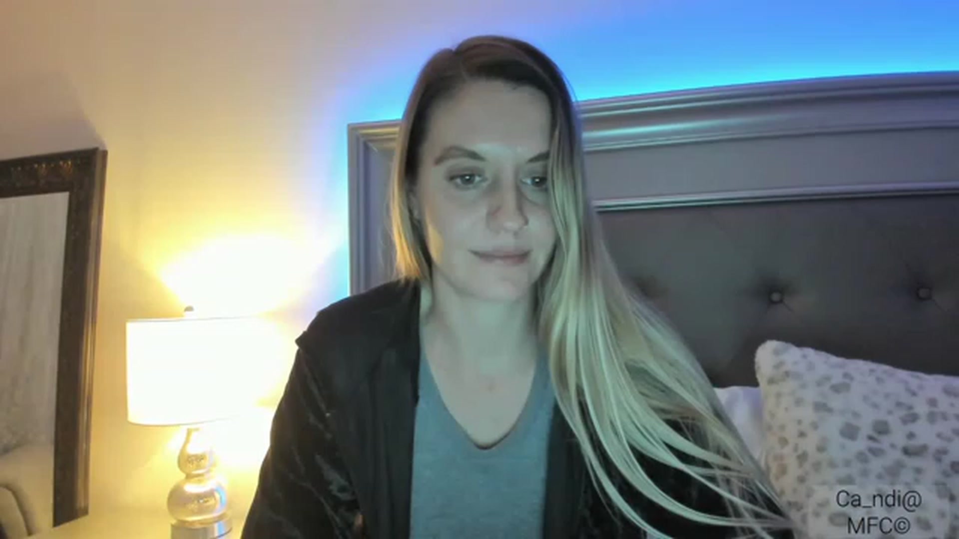 Gallery image thumbnail from Ca_ndi's myfreecams stream on, 01/19/2023, 24:23 image 6 of 20