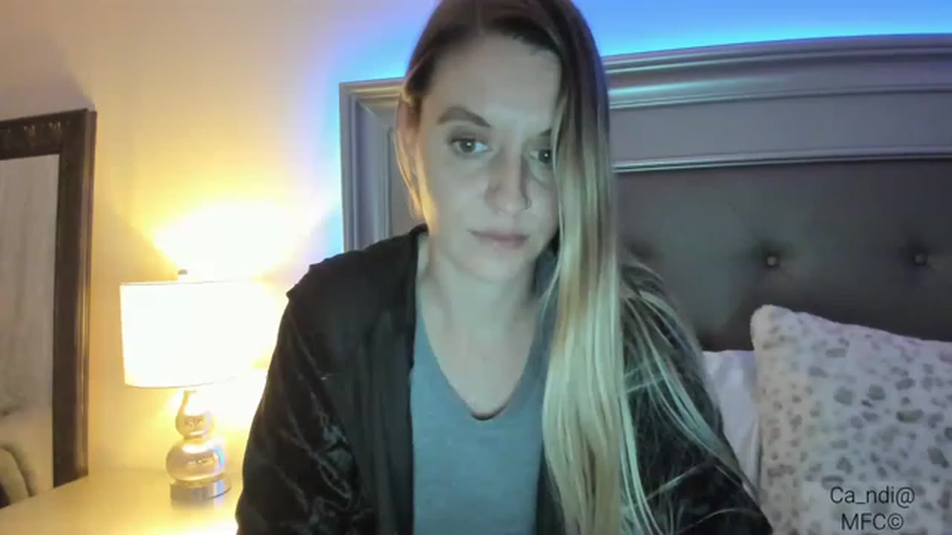 Gallery image thumbnail from Ca_ndi's myfreecams stream on, 01/19/2023, 24:23 image 1 of 20