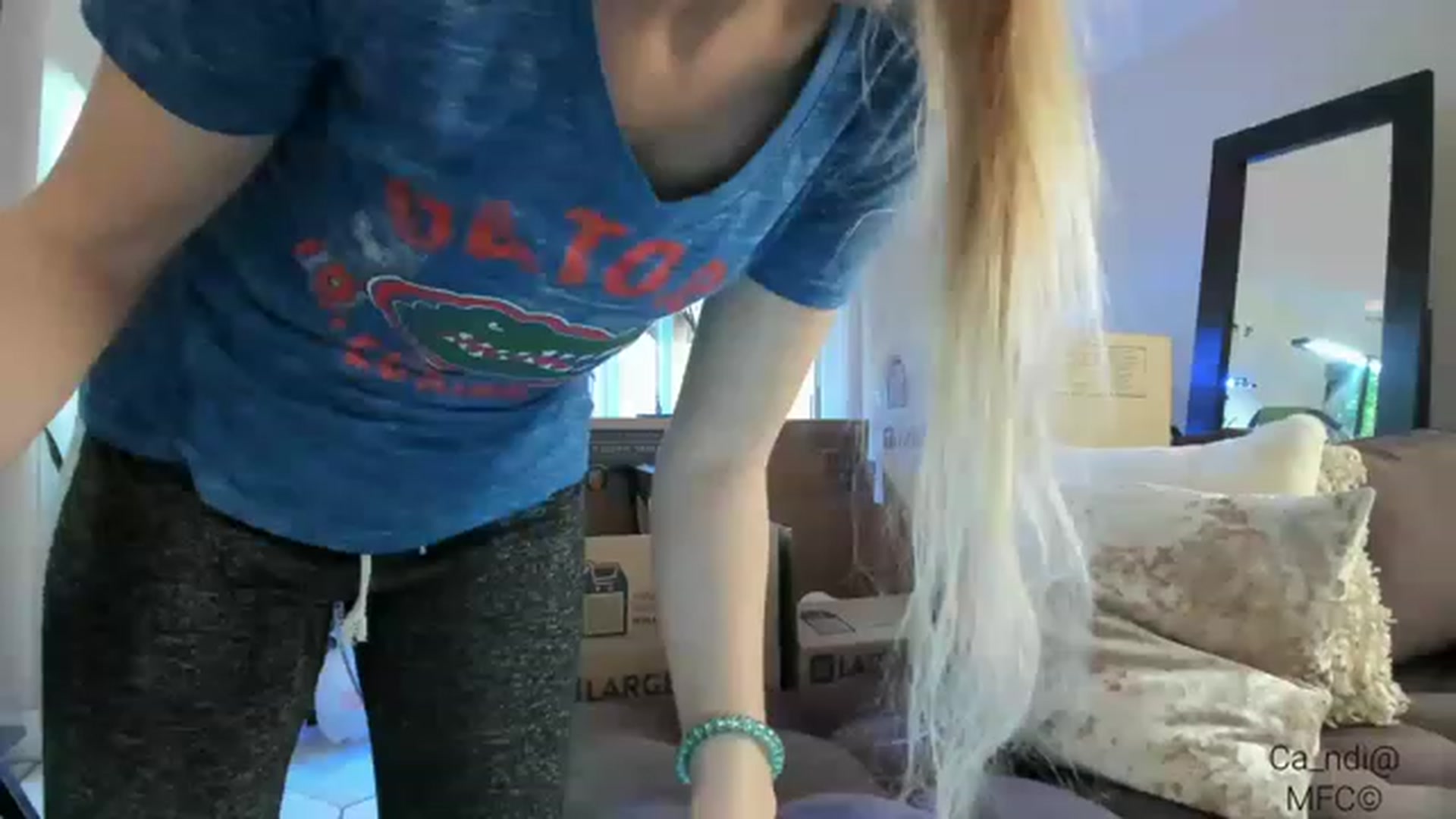 Gallery image thumbnail from Ca_ndi's myfreecams stream on, 01/22/2023, 20:02 image 11 of 20