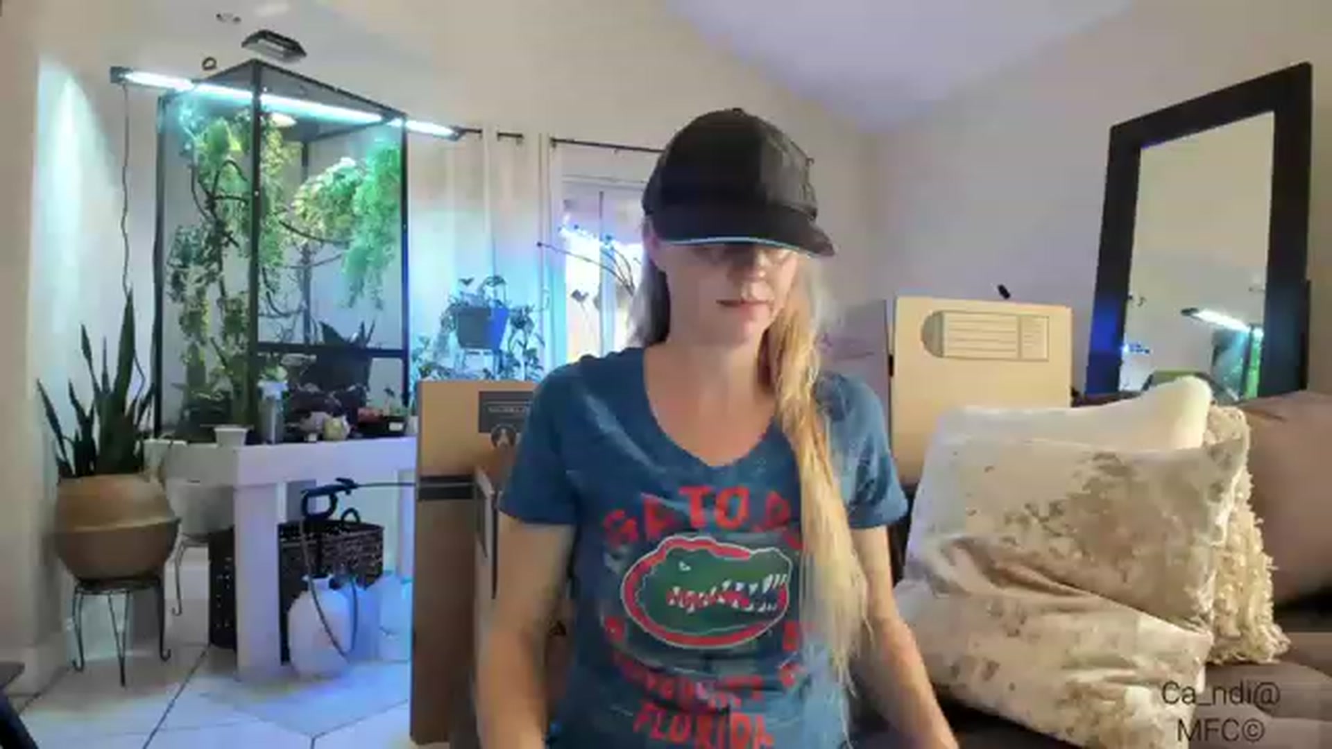 Gallery image thumbnail from Ca_ndi's myfreecams stream on, 01/22/2023, 20:02 image 2 of 20