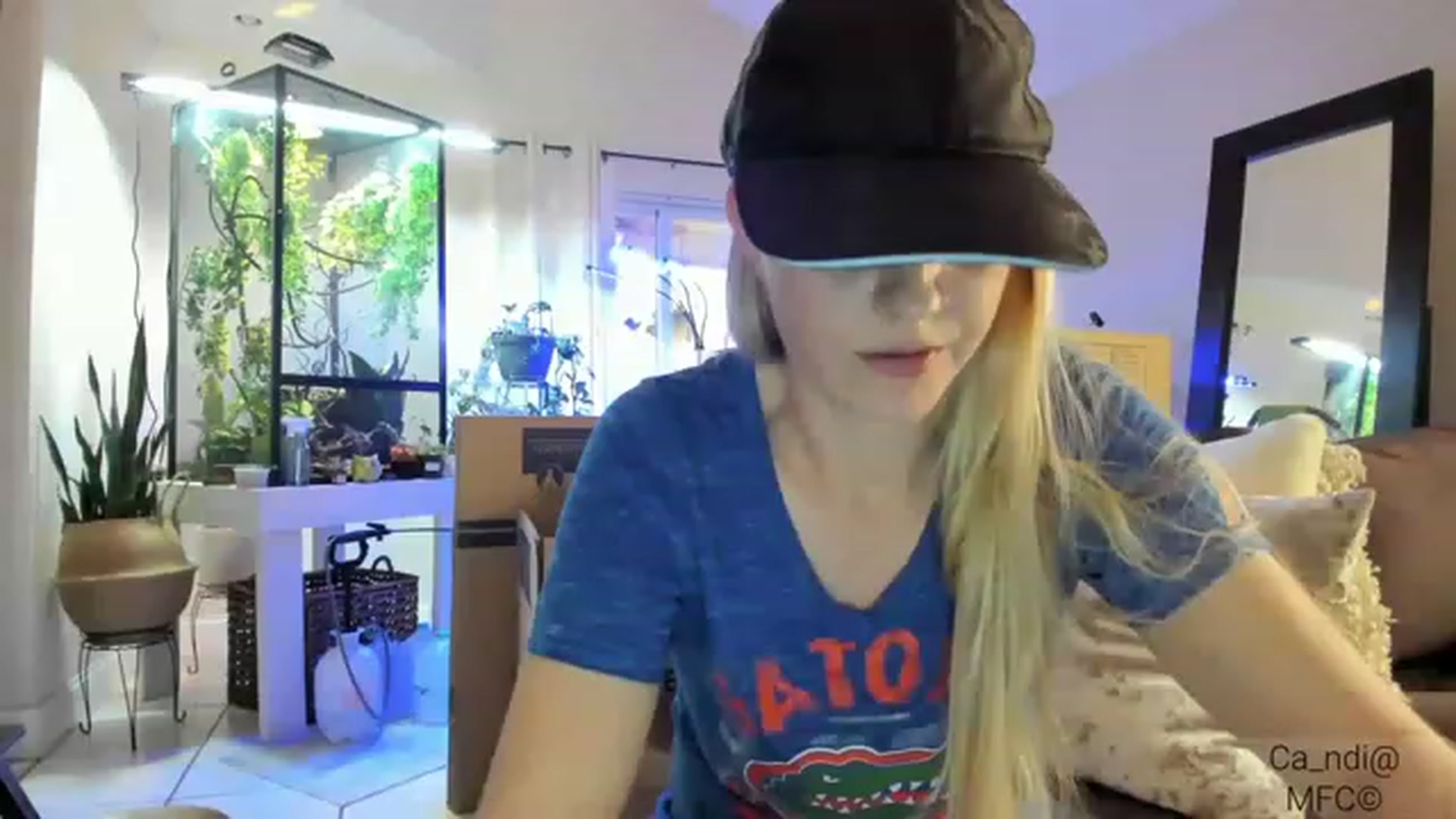Gallery image thumbnail from Ca_ndi's myfreecams stream on, 01/22/2023, 20:02 image 13 of 20