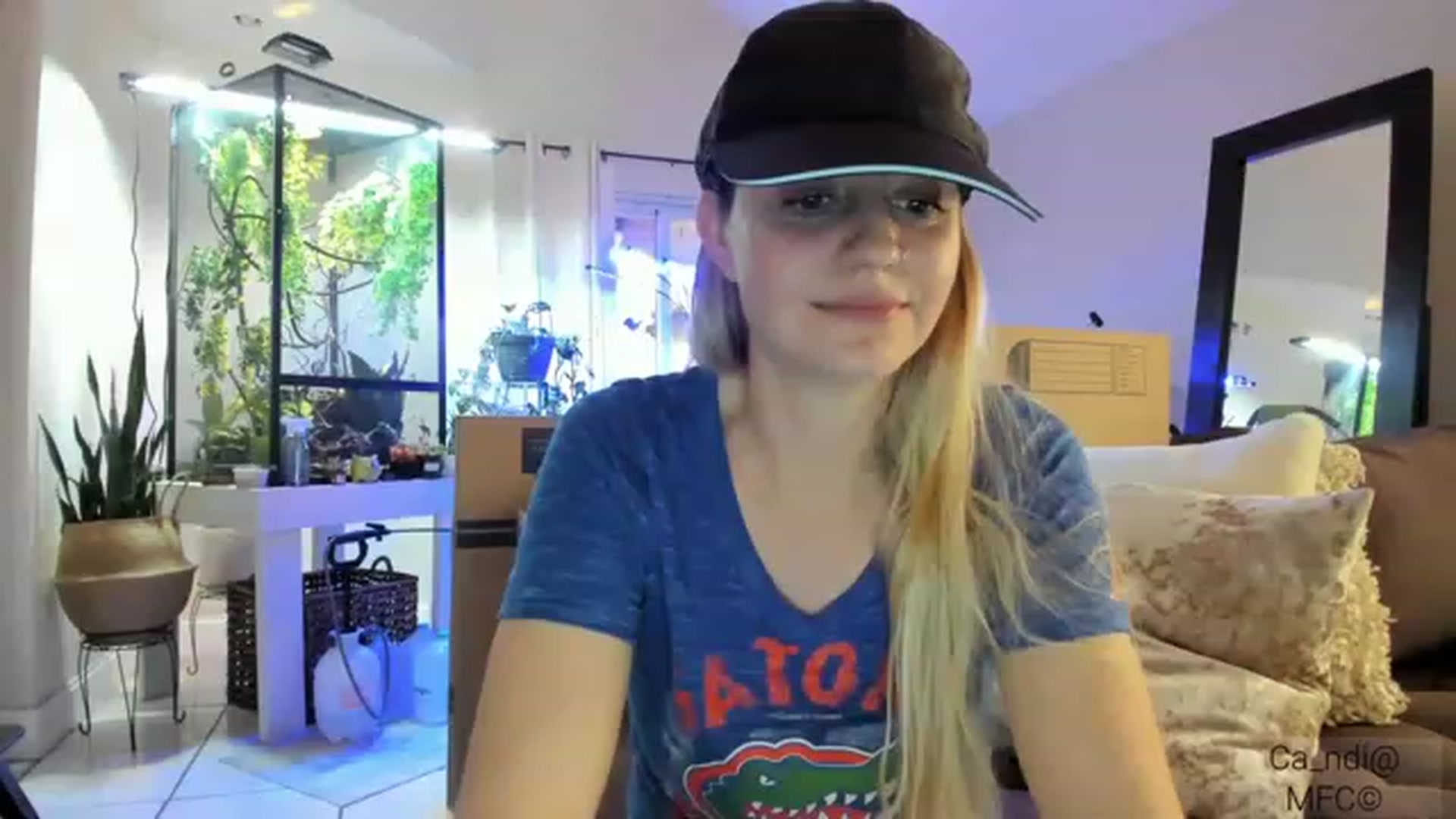 Gallery image thumbnail from Ca_ndi's myfreecams stream on, 01/22/2023, 20:02 image 14 of 20