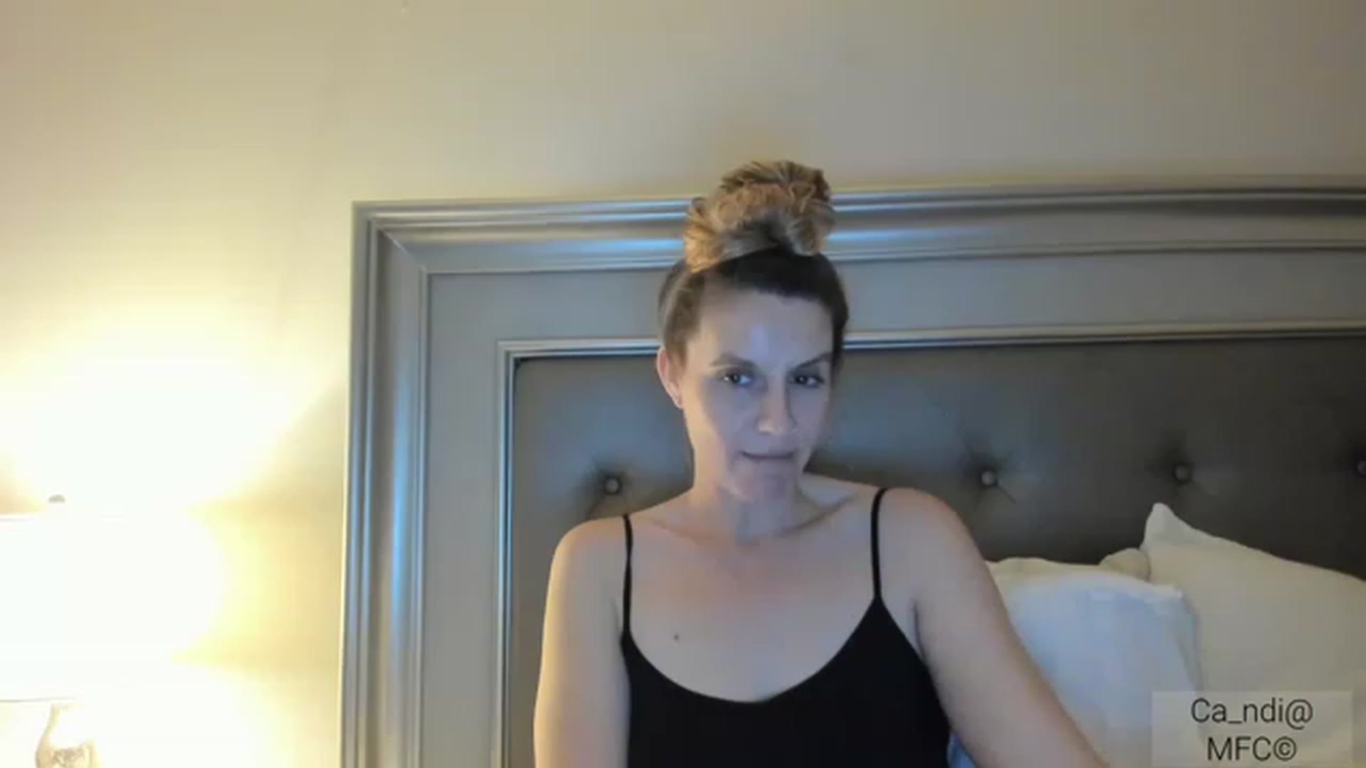 Gallery image thumbnail from Ca_ndi's myfreecams stream on, 01/29/2023, 24:09 image 8 of 20