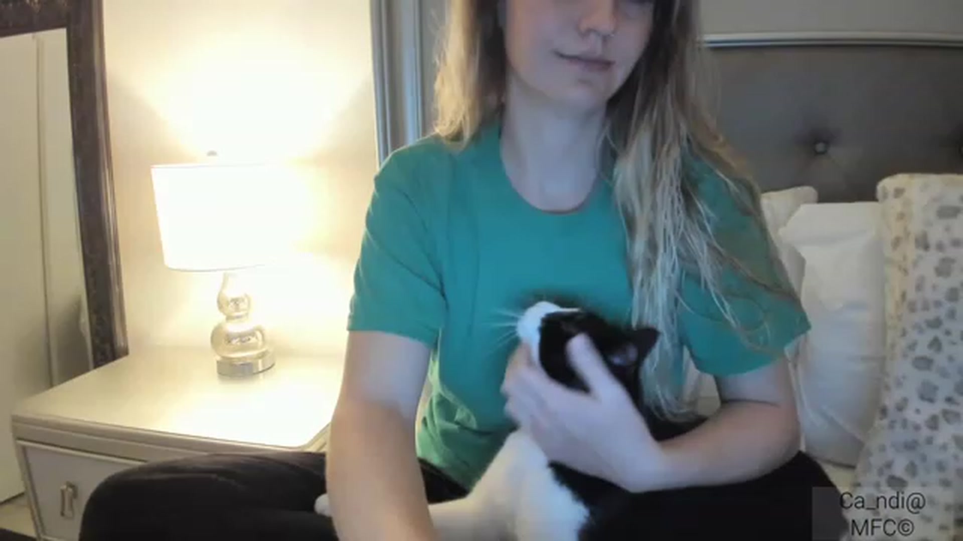 Gallery image thumbnail from Ca_ndi's myfreecams stream on, 01/29/2023, 23:28 image 17 of 20
