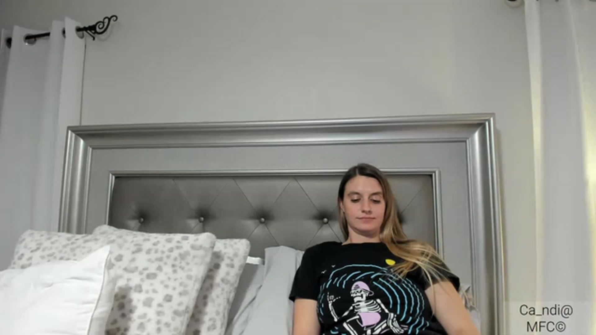 Gallery image thumbnail from Ca_ndi's myfreecams stream on, 02/05/2023, 02:01 image 8 of 20