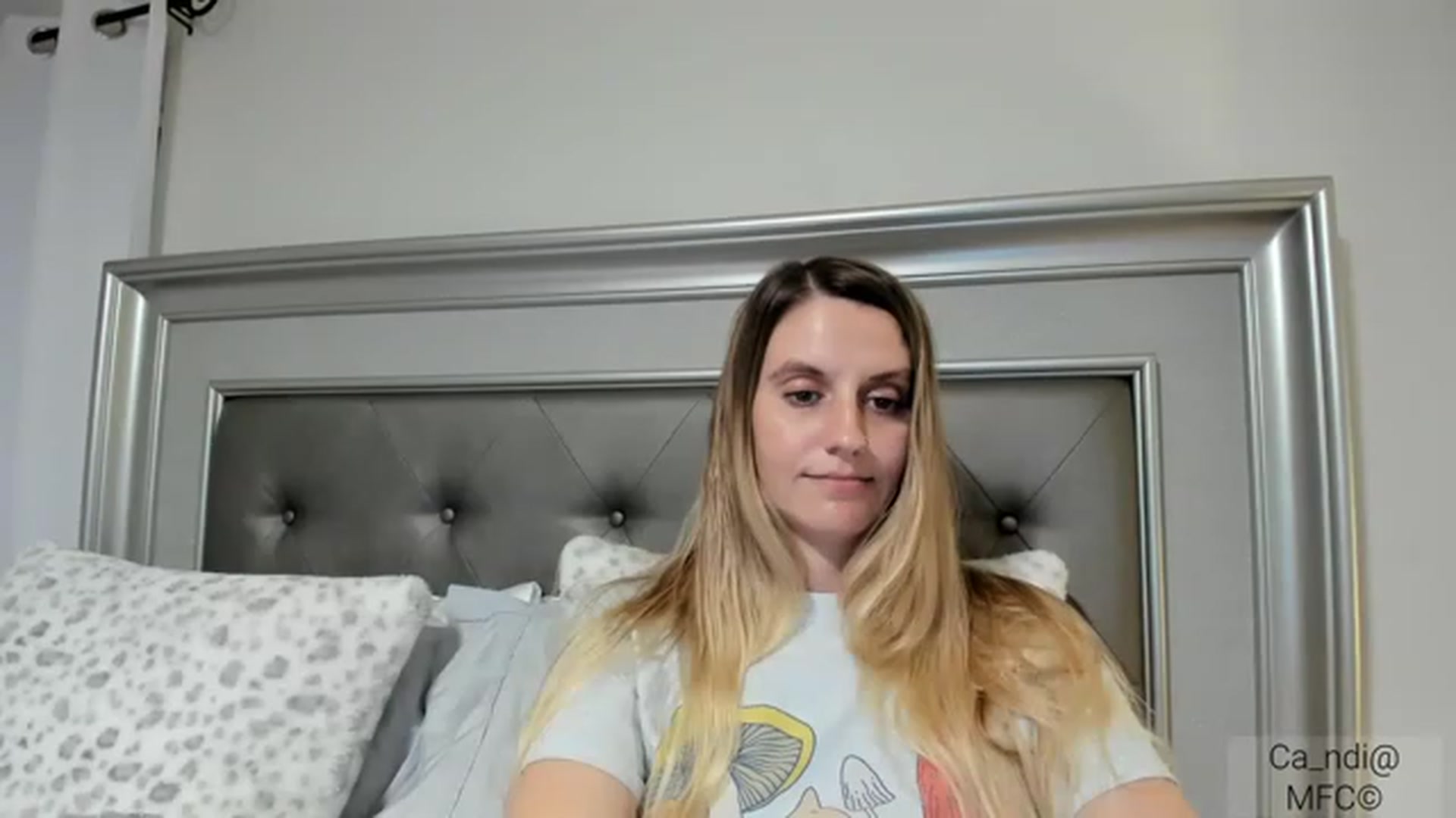 Gallery image thumbnail from Ca_ndi's myfreecams stream on, 02/05/2023, 23:32 image 10 of 20