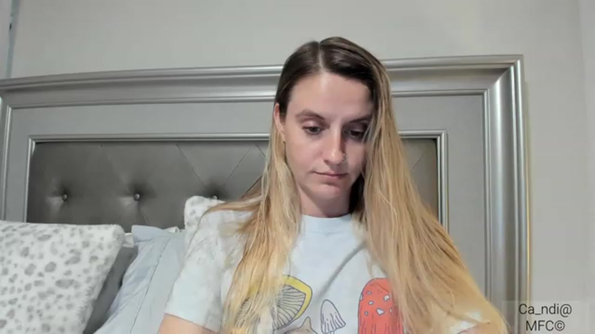 Gallery image thumbnail from Ca_ndi's myfreecams stream on, 02/05/2023, 23:32 image 1 of 20