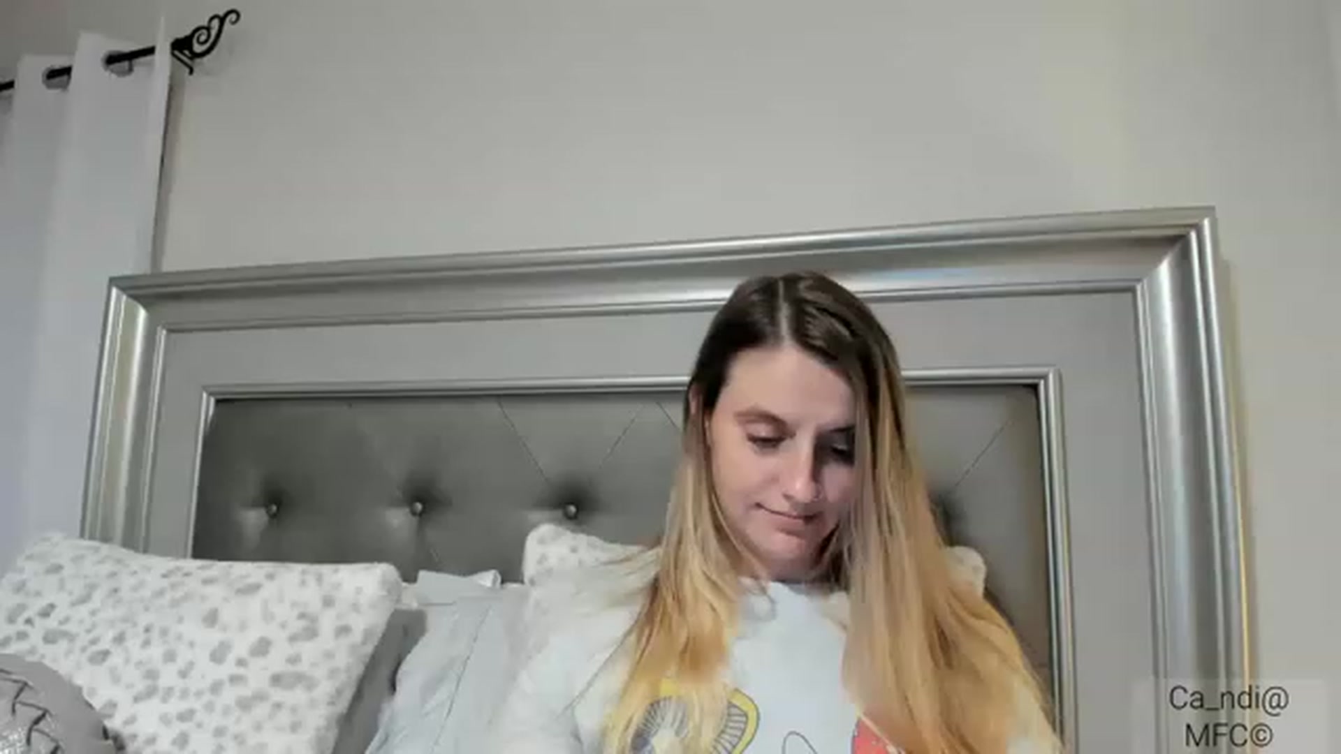 Gallery image thumbnail from Ca_ndi's myfreecams stream on, 02/05/2023, 23:32 image 13 of 20