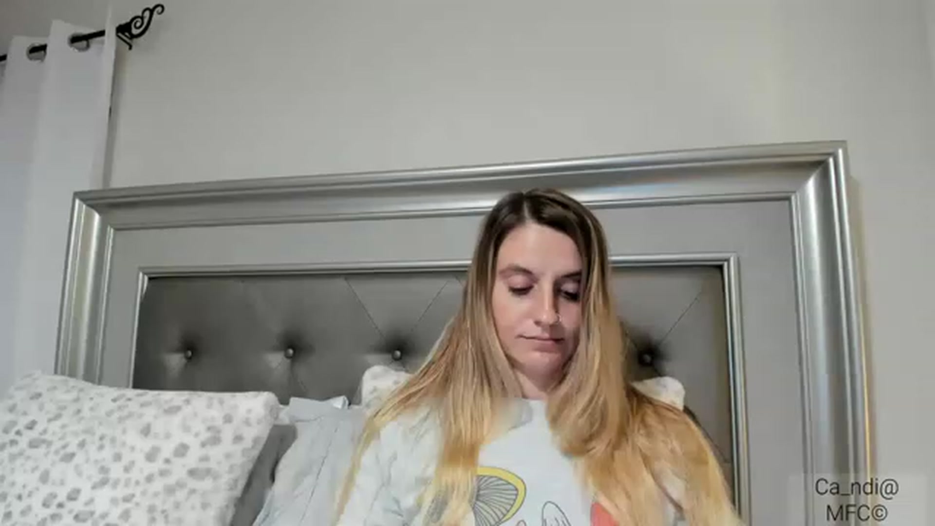 Gallery image thumbnail from Ca_ndi's myfreecams stream on, 02/05/2023, 23:32 image 9 of 20