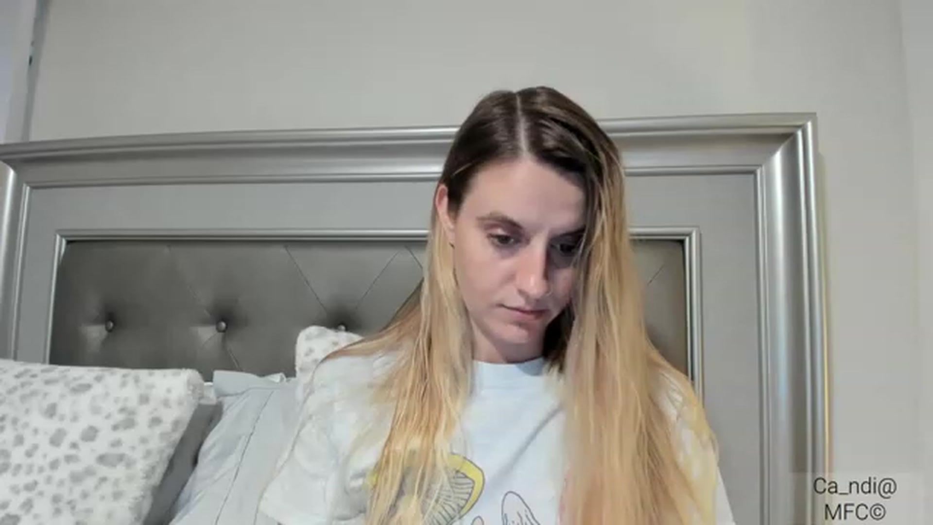 Gallery image thumbnail from Ca_ndi's myfreecams stream on, 02/05/2023, 23:32 image 3 of 20
