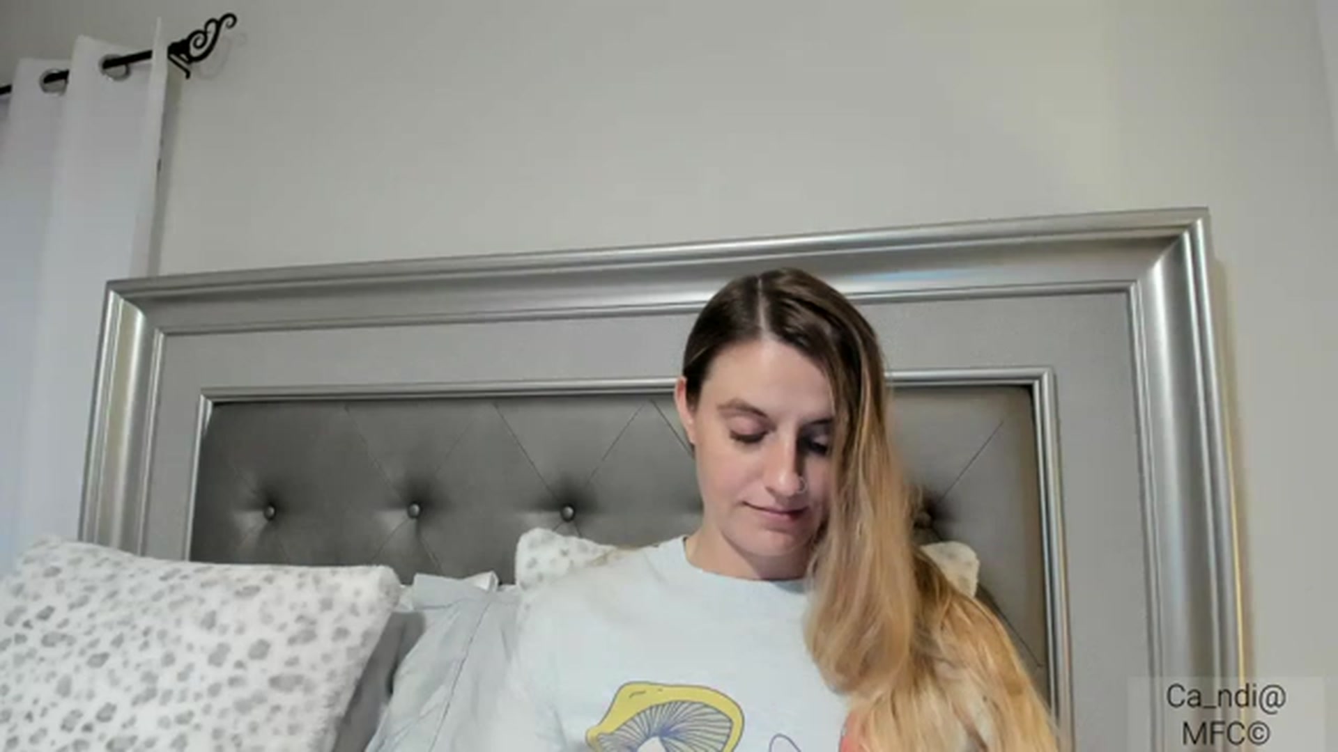 Gallery image thumbnail from Ca_ndi's myfreecams stream on, 02/05/2023, 23:32 image 7 of 20