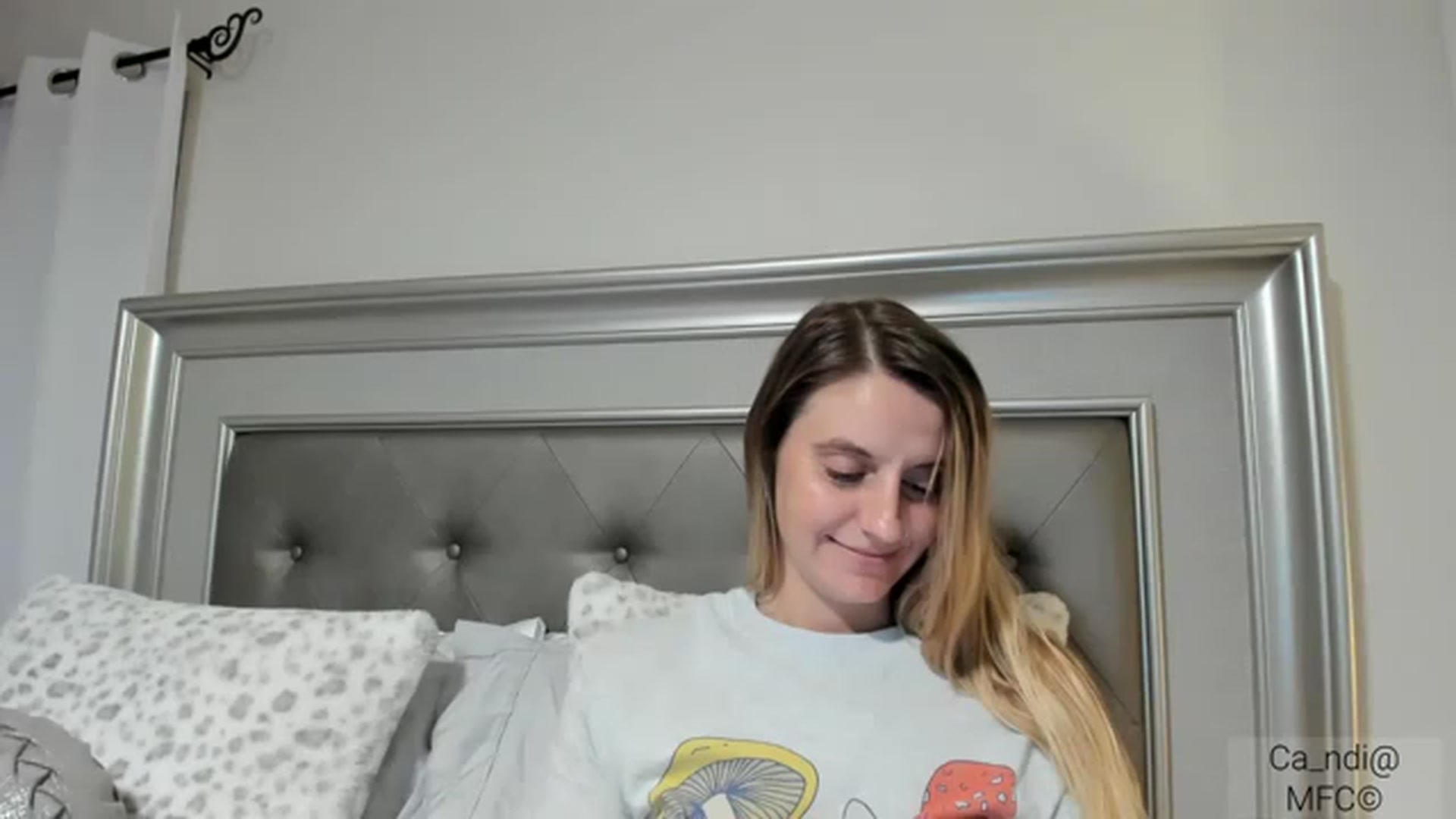 Gallery image thumbnail from Ca_ndi's myfreecams stream on, 02/05/2023, 23:32 image 14 of 20