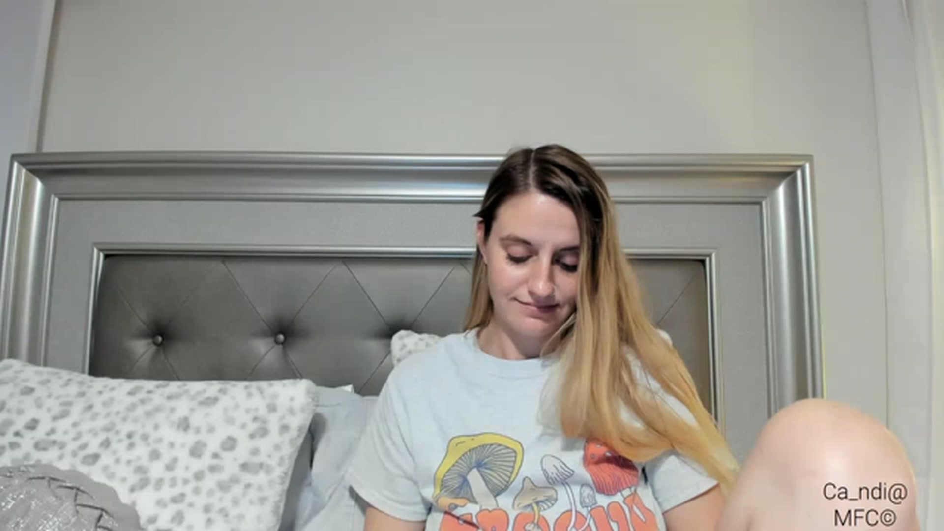 Gallery image thumbnail from Ca_ndi's myfreecams stream on, 02/05/2023, 23:32 image 20 of 20