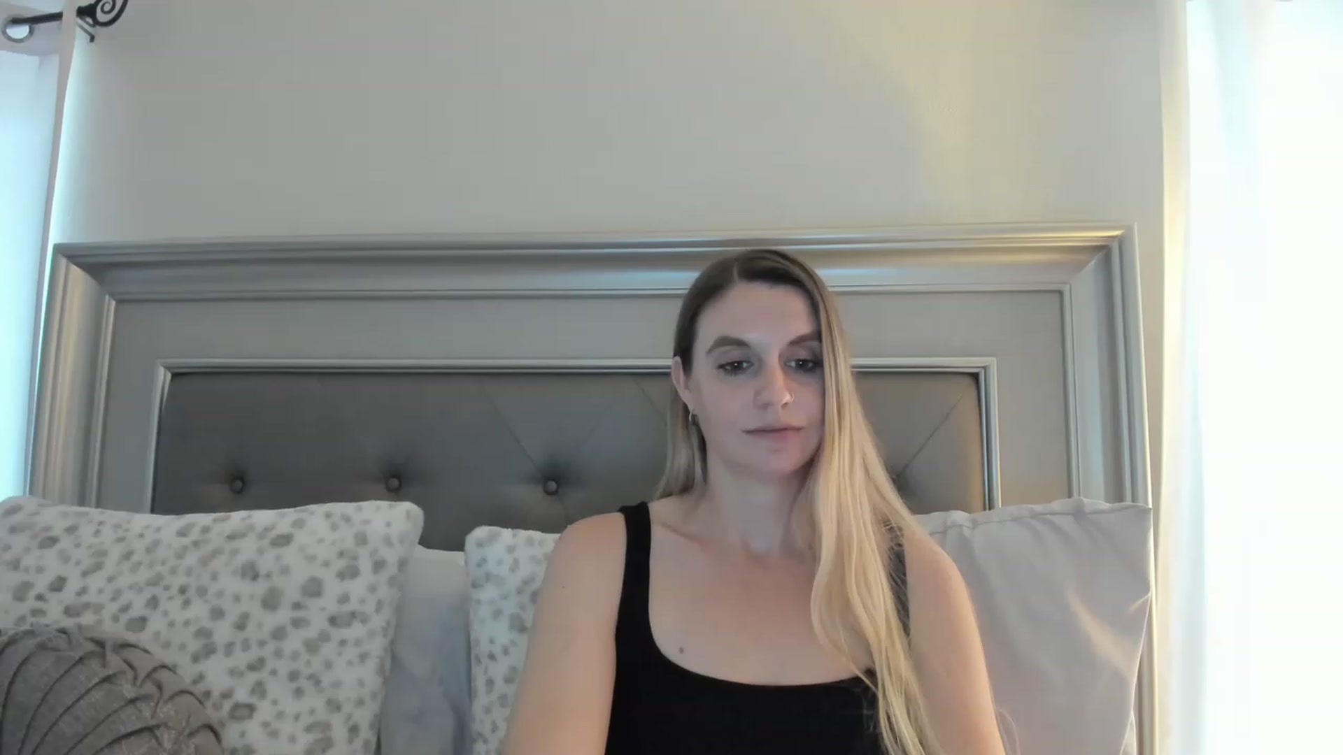 Gallery image thumbnail from Ca_ndi's myfreecams stream on, 02/11/2023, 20:20 image 11 of 20