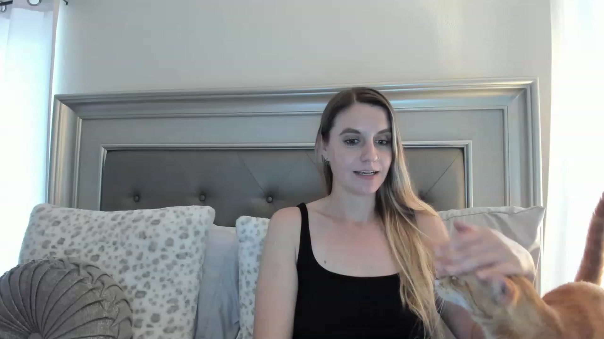 Gallery image thumbnail from Ca_ndi's myfreecams stream on, 02/11/2023, 20:20 image 2 of 20