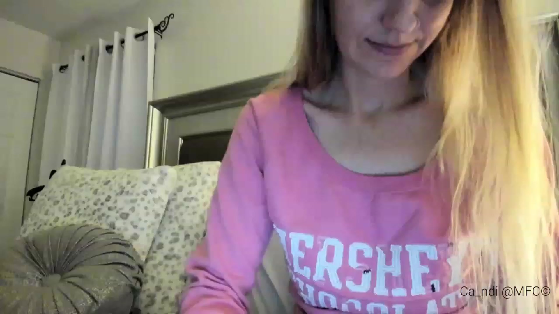 Gallery image thumbnail from Ca_ndi's myfreecams stream on, 02/13/2023, 12:06 image 14 of 20