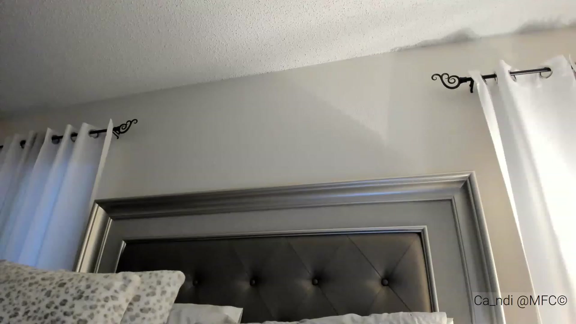 Gallery image thumbnail from Ca_ndi's myfreecams stream on, 02/13/2023, 12:06 image 19 of 20