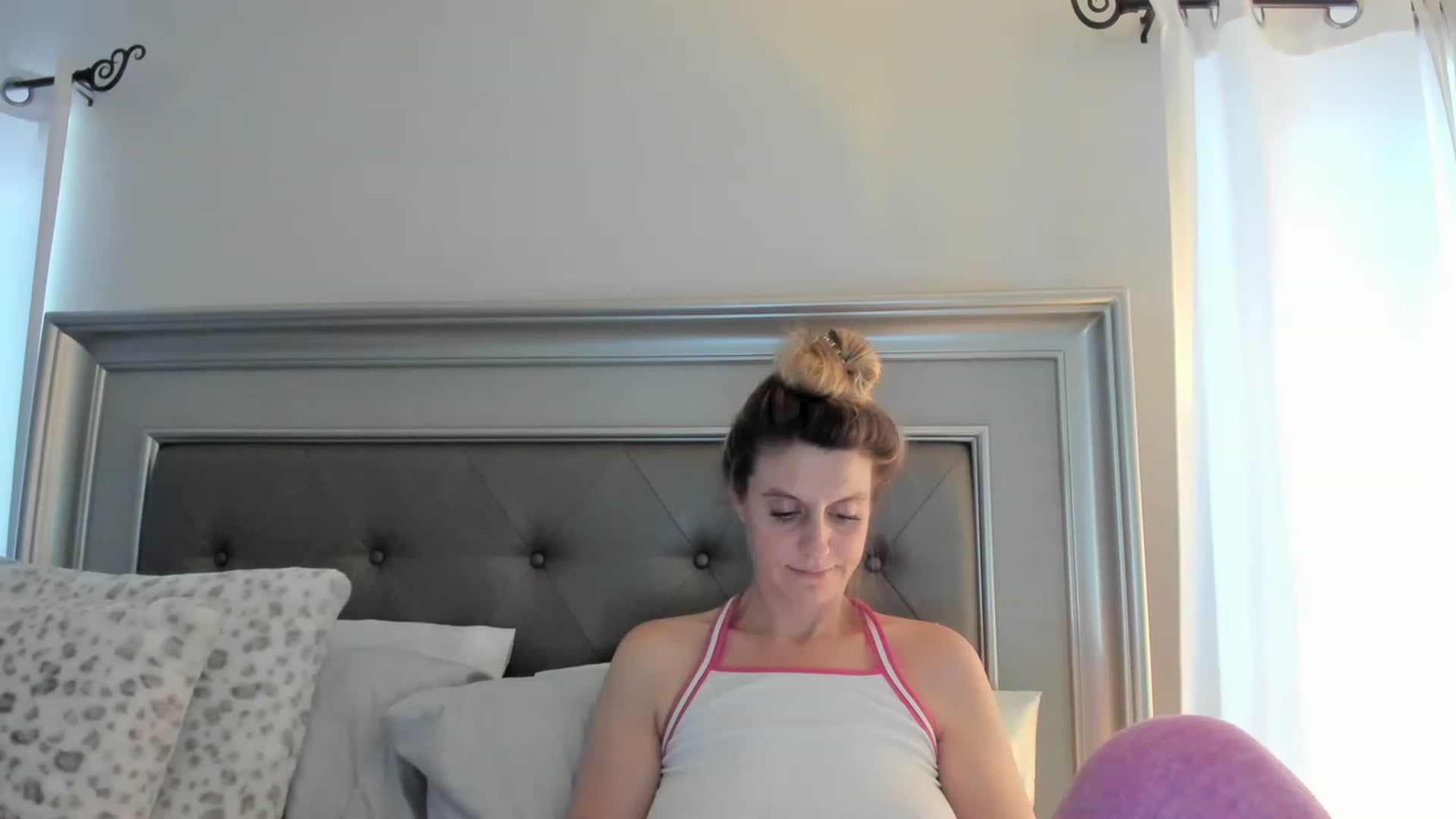 Gallery image thumbnail from Ca_ndi's myfreecams stream on, 02/13/2023, 18:59 image 1 of 20