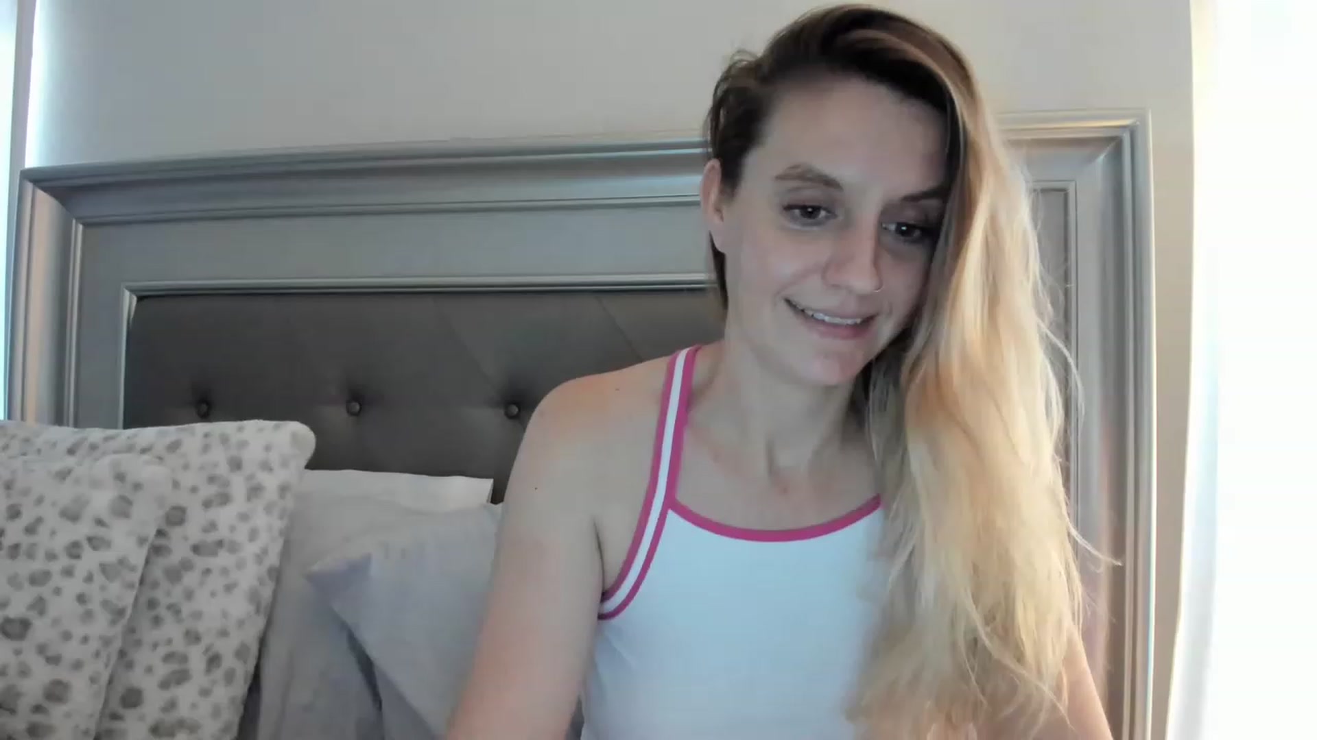 Gallery image thumbnail from Ca_ndi's myfreecams stream on, 02/13/2023, 18:59 image 12 of 20