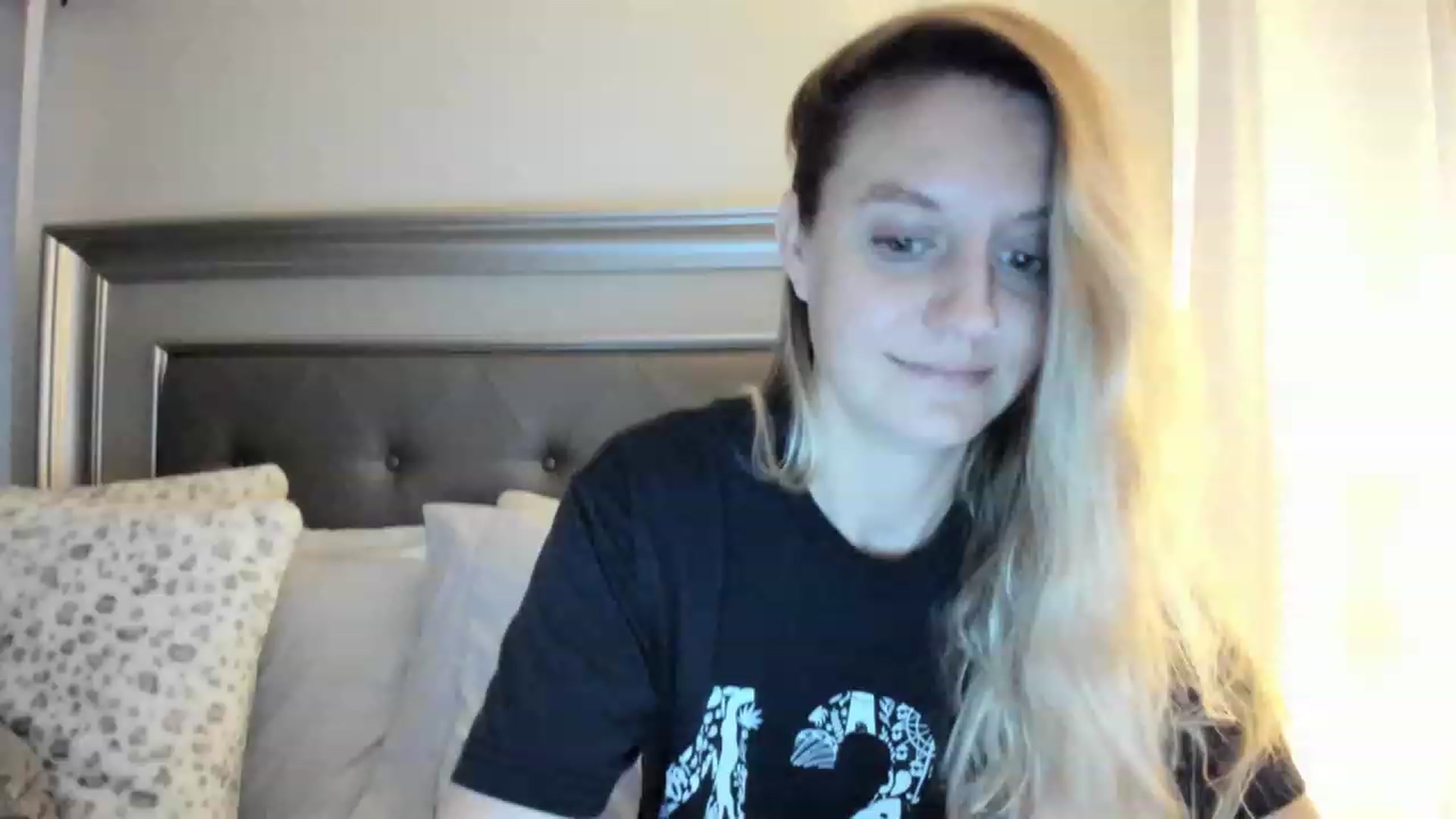 Gallery image thumbnail from Ca_ndi's myfreecams stream on, 02/18/2023, 12:14 image 3 of 20