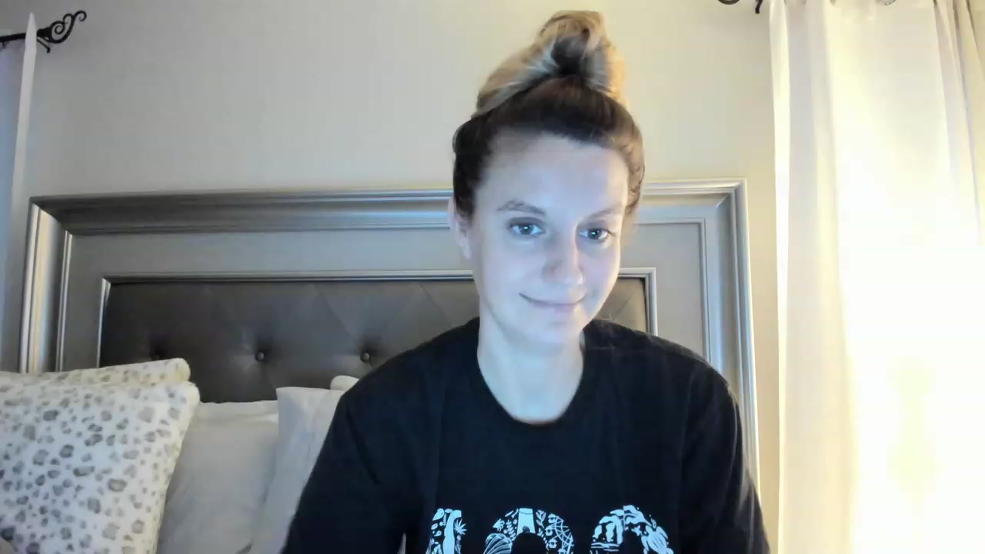 Gallery image thumbnail from Ca_ndi's myfreecams stream on, 02/18/2023, 12:14 image 4 of 20