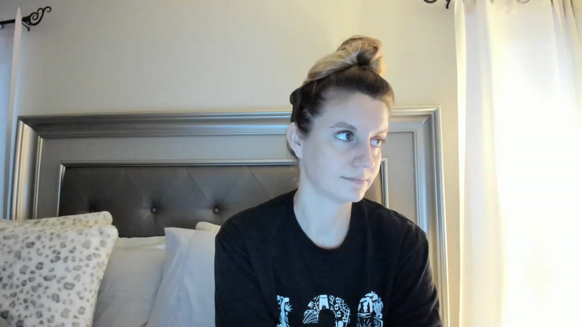 Gallery image thumbnail from Ca_ndi's myfreecams stream on, 02/18/2023, 12:14 image 13 of 20