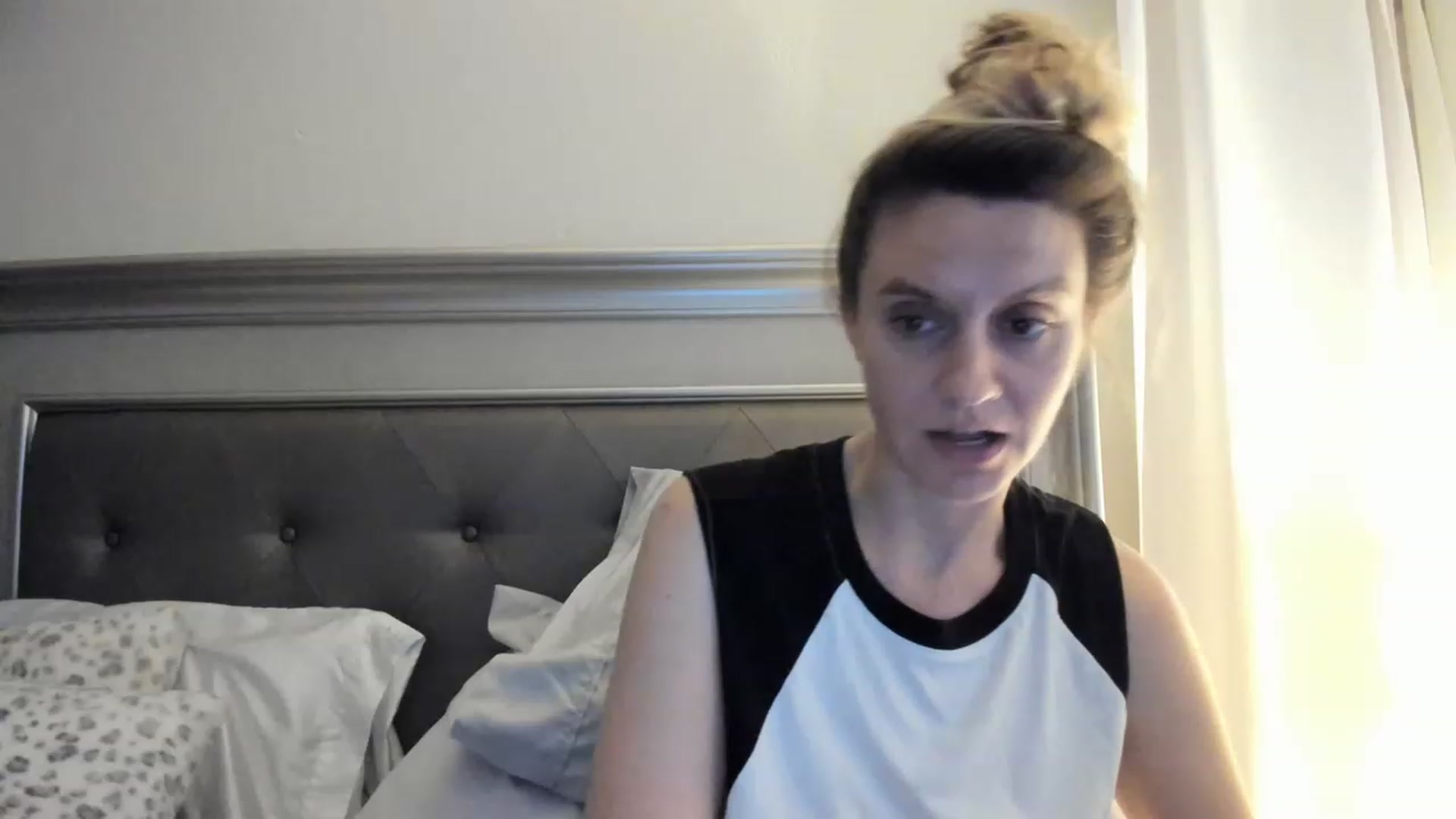 Gallery image thumbnail from Ca_ndi's myfreecams stream on, 02/19/2023, 24:40 image 8 of 20