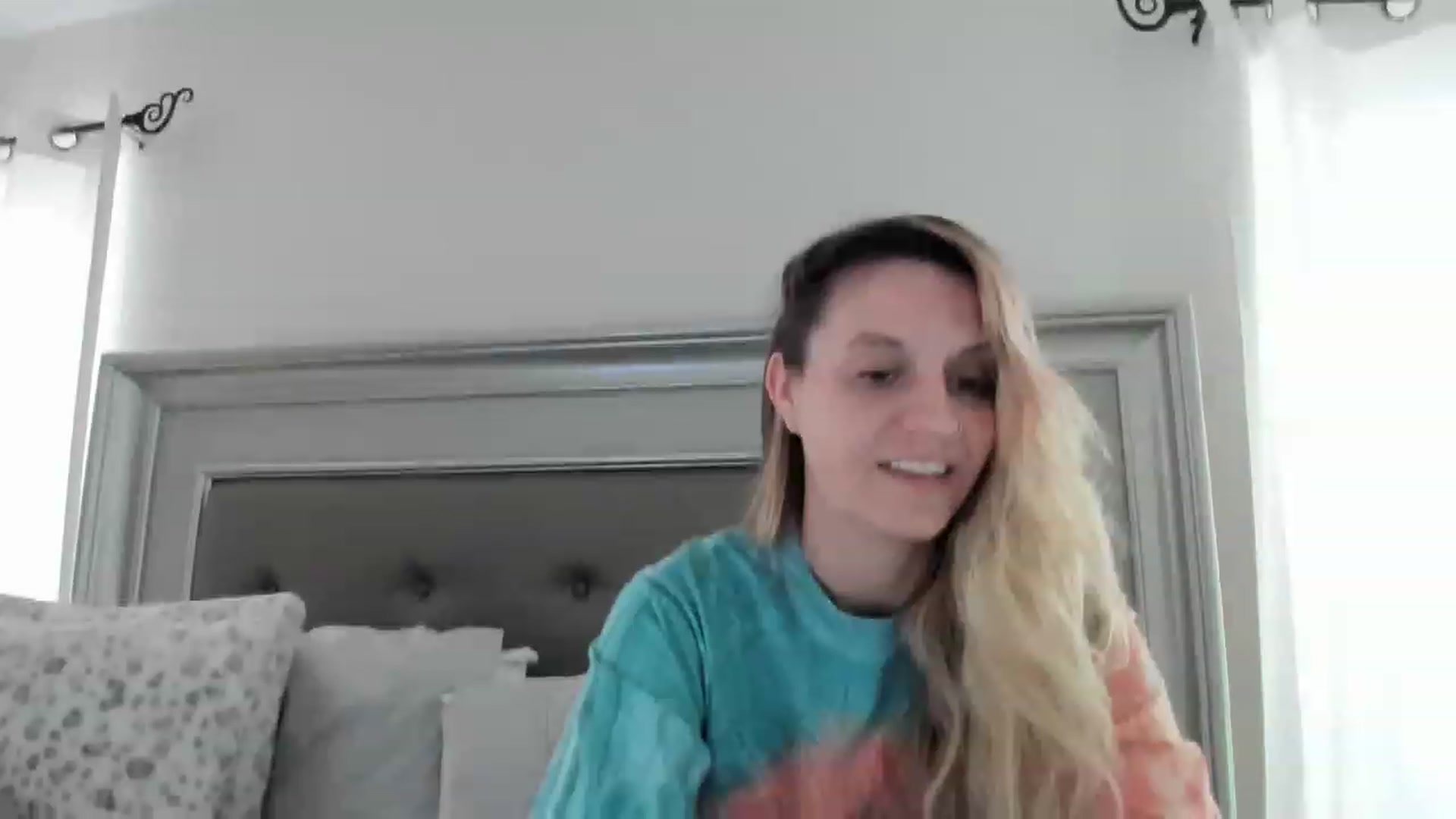 Gallery image thumbnail from Ca_ndi's myfreecams stream on, 02/19/2023, 13:04 image 11 of 20