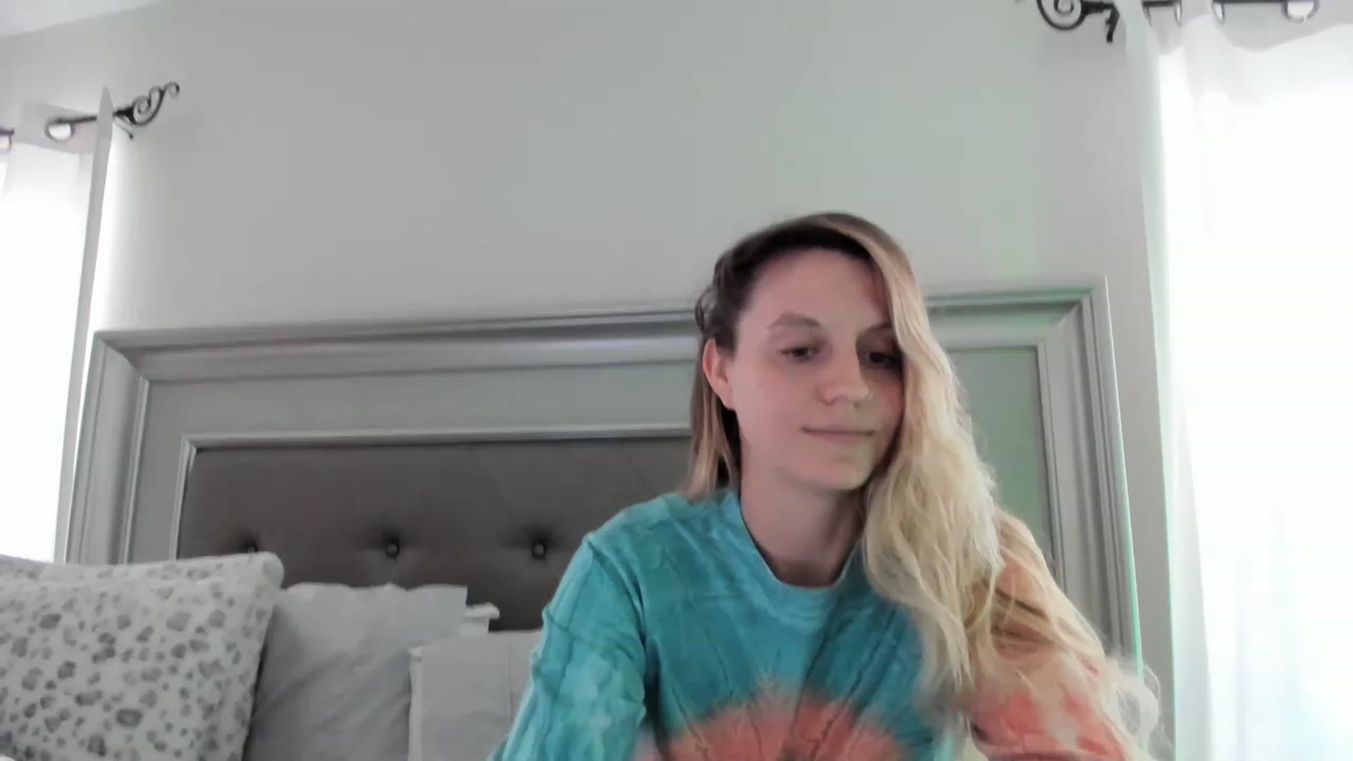 Gallery image thumbnail from Ca_ndi's myfreecams stream on, 02/19/2023, 13:04 image 15 of 20