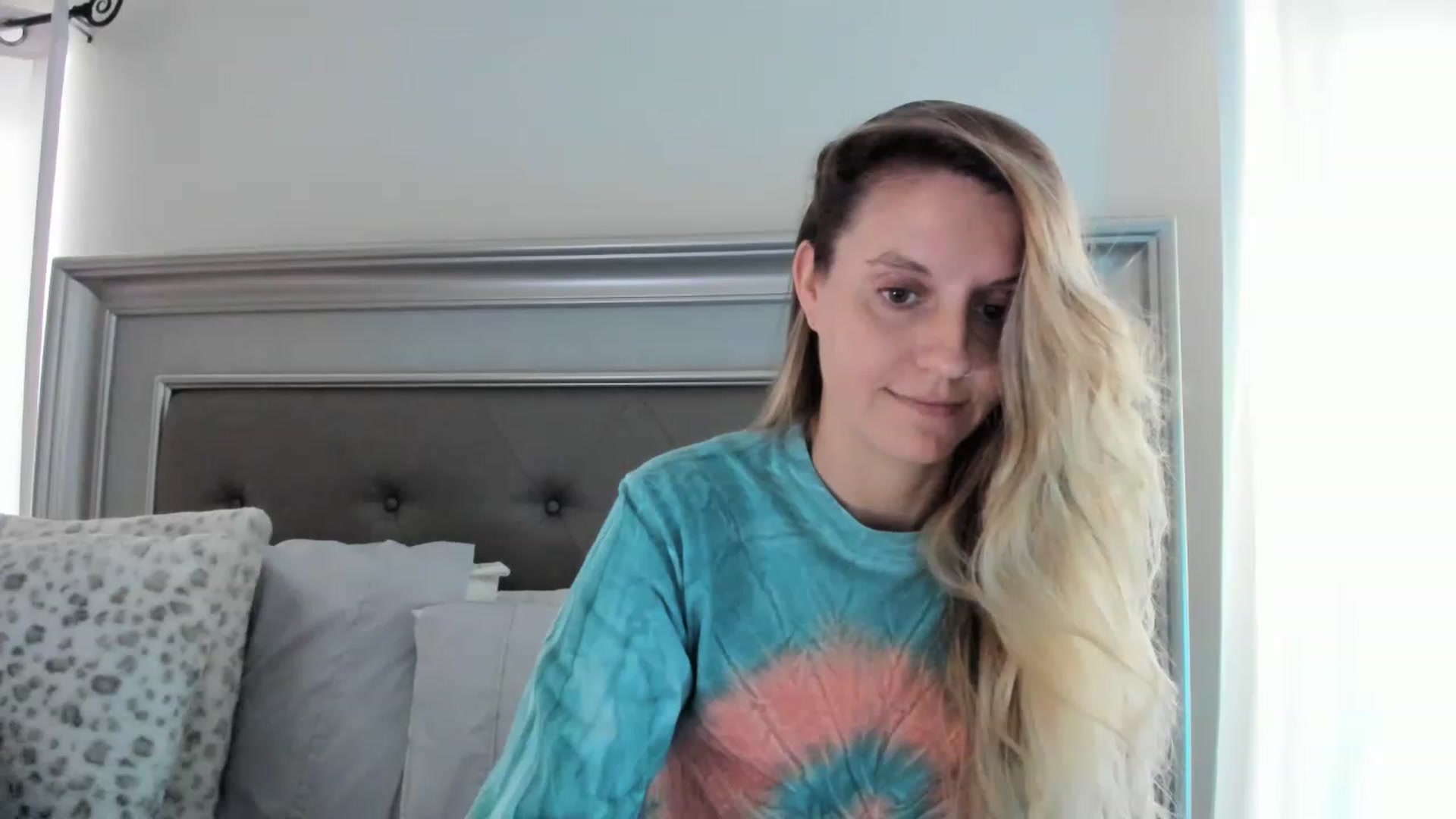 Gallery image thumbnail from Ca_ndi's myfreecams stream on, 02/19/2023, 13:04 image 5 of 20
