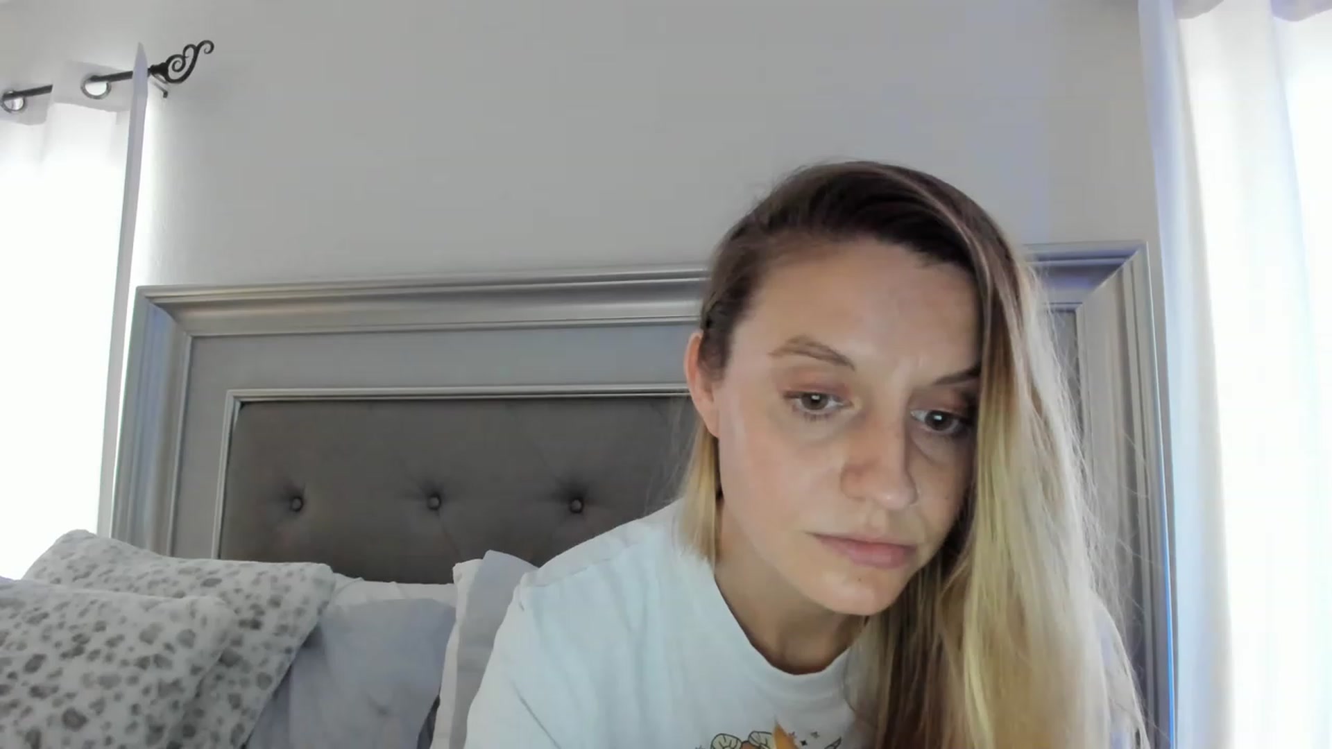 Gallery image thumbnail from Ca_ndi's myfreecams stream on, 02/22/2023, 16:13 image 6 of 20