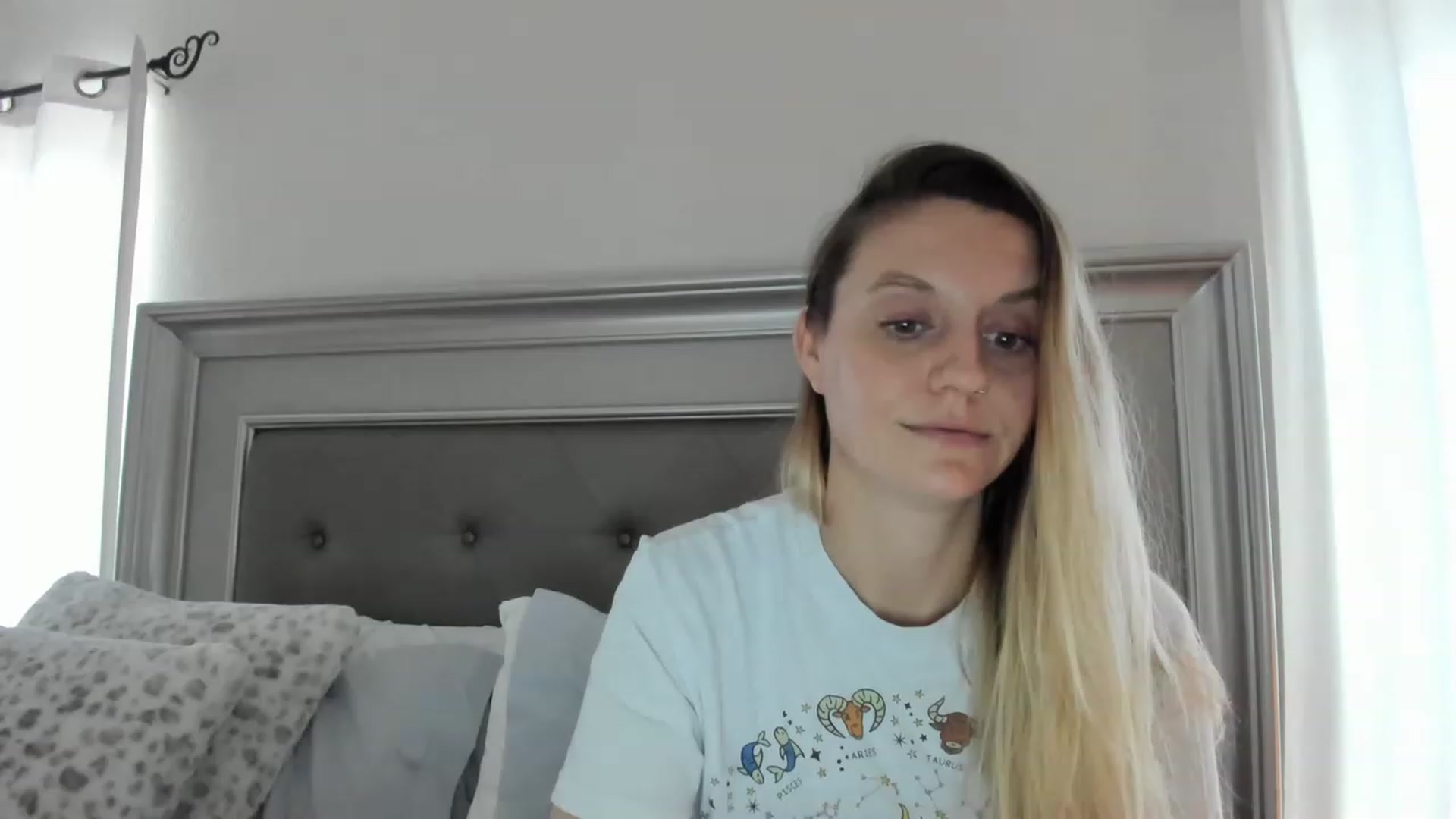 Gallery image thumbnail from Ca_ndi's myfreecams stream on, 02/22/2023, 16:13 image 9 of 20