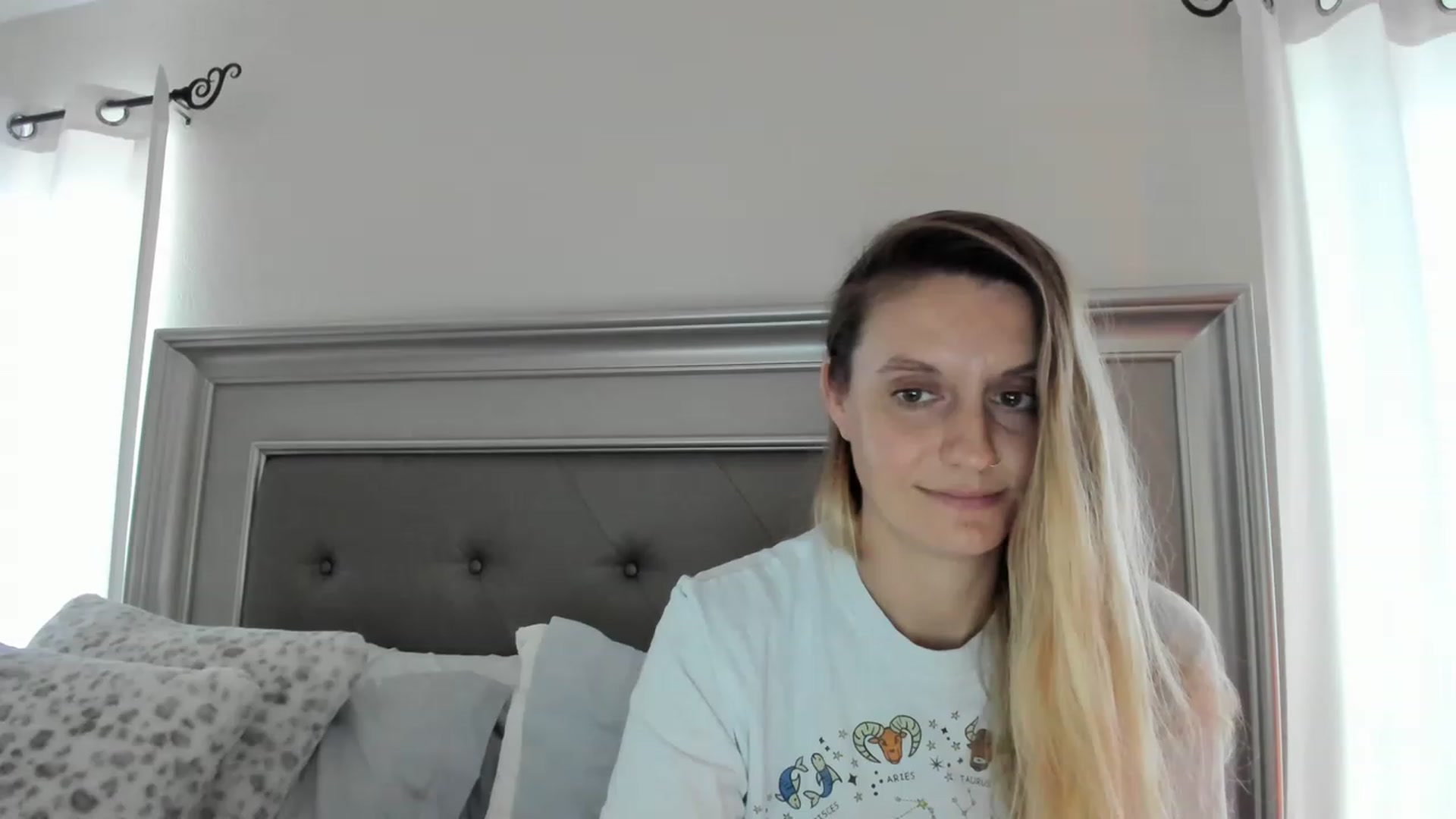 Gallery image thumbnail from Ca_ndi's myfreecams stream on, 02/22/2023, 16:13 image 11 of 20