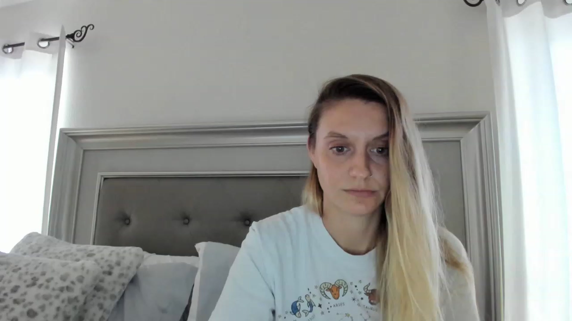 Gallery image thumbnail from Ca_ndi's myfreecams stream on, 02/22/2023, 16:13 image 5 of 20
