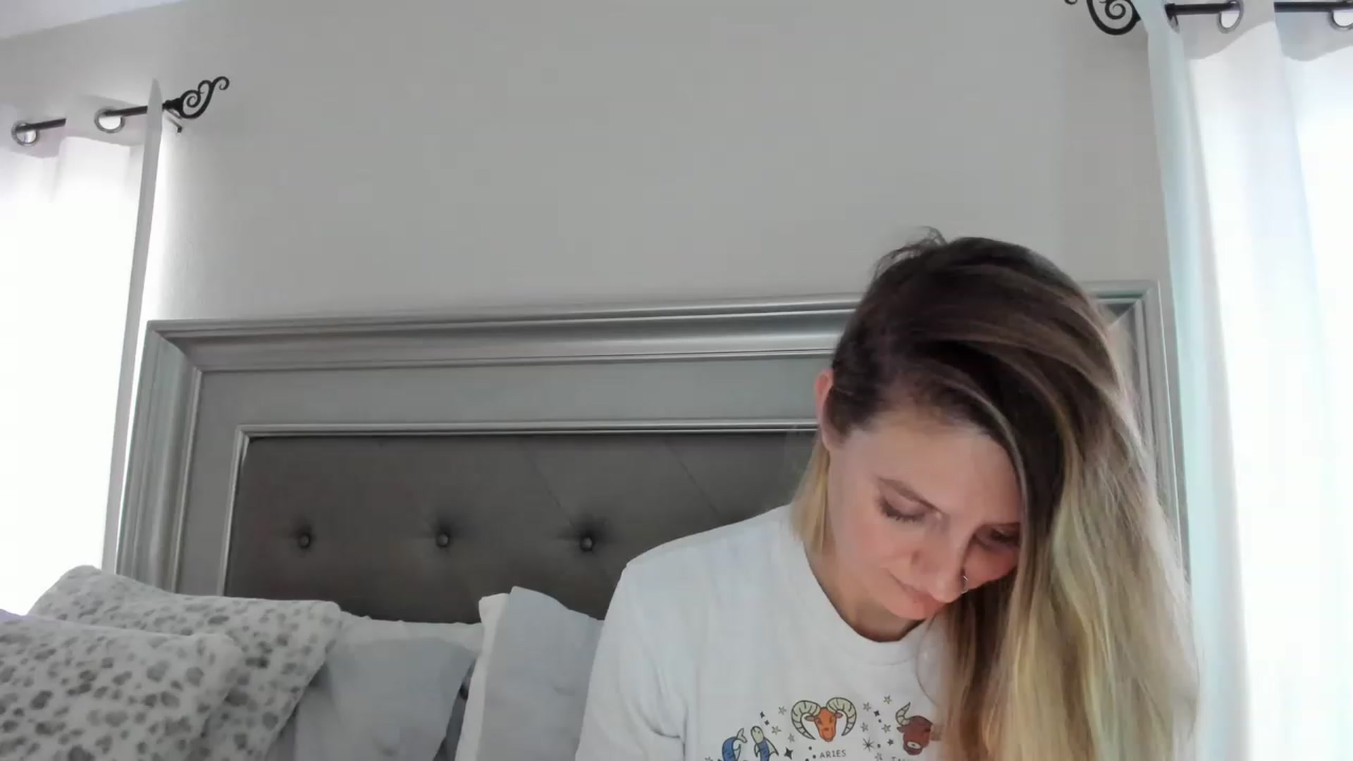 Gallery image thumbnail from Ca_ndi's myfreecams stream on, 02/22/2023, 16:13 image 14 of 20