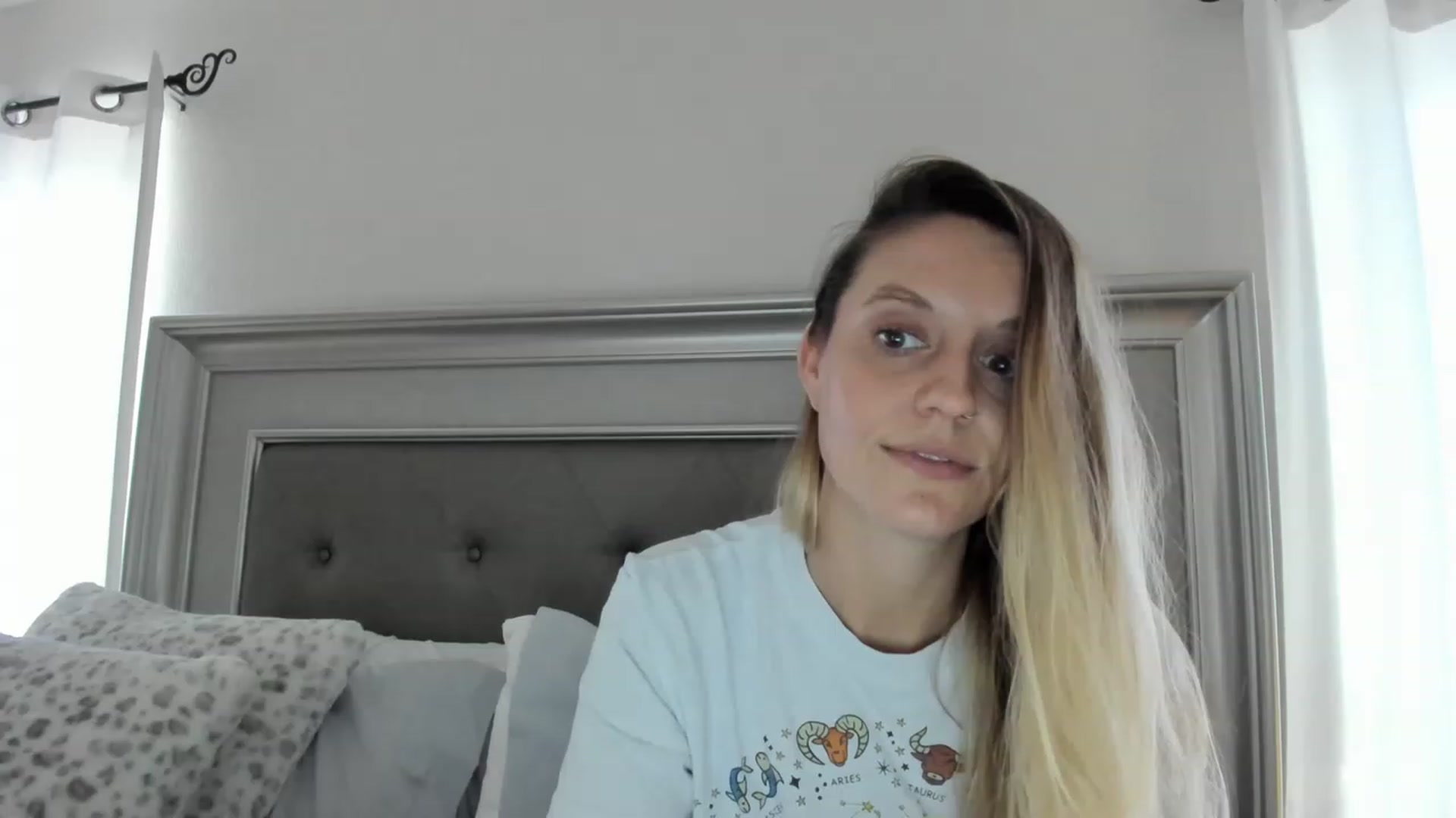 Gallery image thumbnail from Ca_ndi's myfreecams stream on, 02/22/2023, 16:13 image 7 of 20