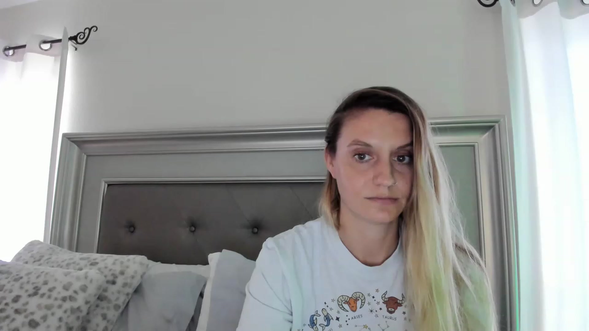 Gallery image thumbnail from Ca_ndi's myfreecams stream on, 02/22/2023, 16:13 image 18 of 20