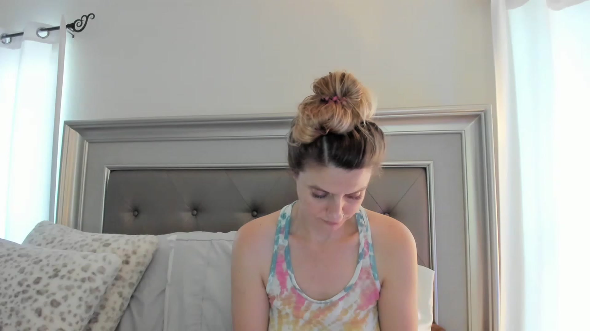 Gallery image thumbnail from Ca_ndi's myfreecams stream on, 02/22/2023, 20:34 image 6 of 20
