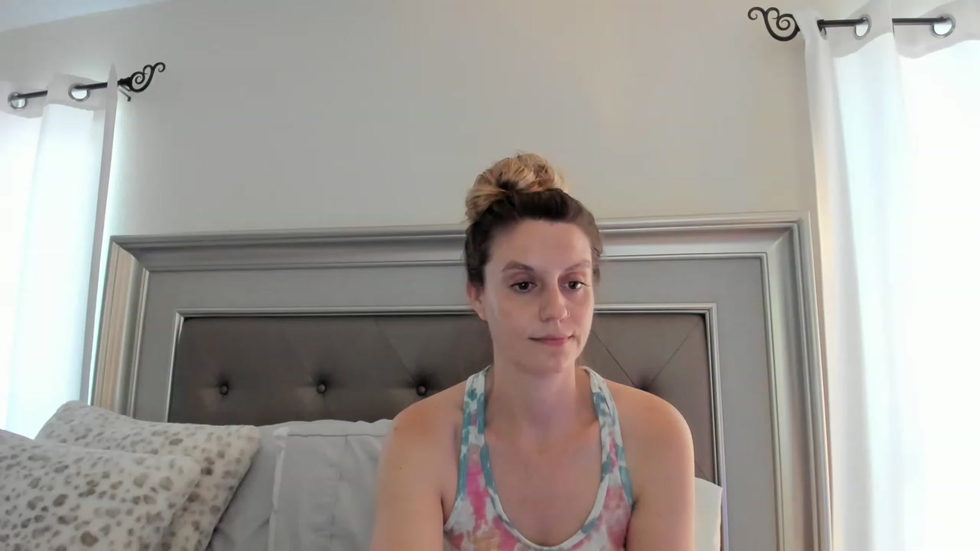 Gallery image thumbnail from Ca_ndi's myfreecams stream on, 02/22/2023, 20:34 image 8 of 20