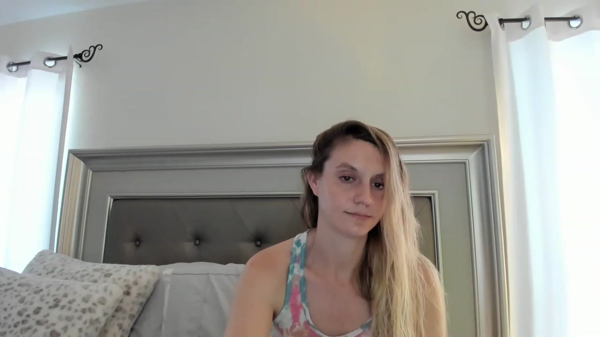 Gallery image thumbnail from Ca_ndi's myfreecams stream on, 02/22/2023, 20:34 image 11 of 20