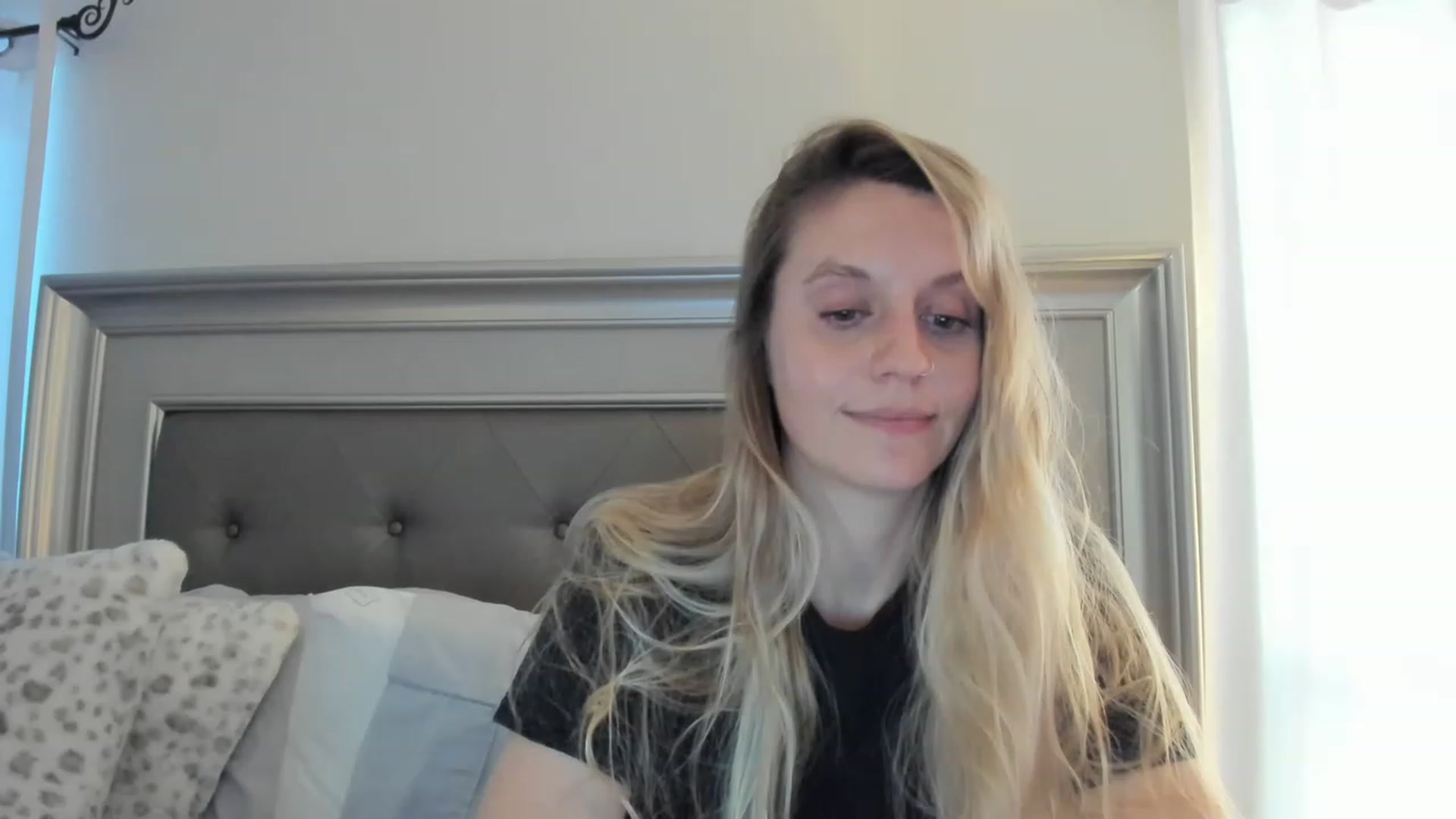Gallery image thumbnail from Ca_ndi's myfreecams stream on, 02/22/2023, 23:37 image 3 of 20