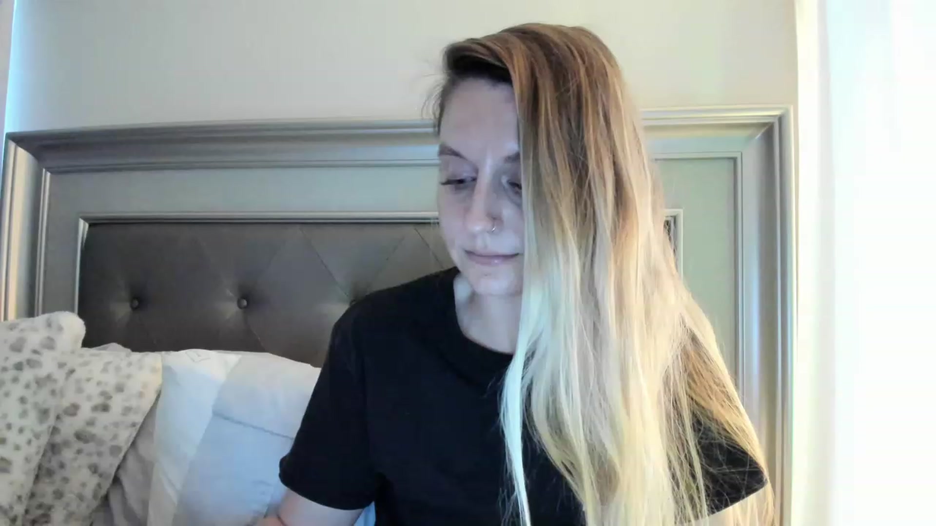 Gallery image thumbnail from Ca_ndi's myfreecams stream on, 02/22/2023, 23:37 image 13 of 20